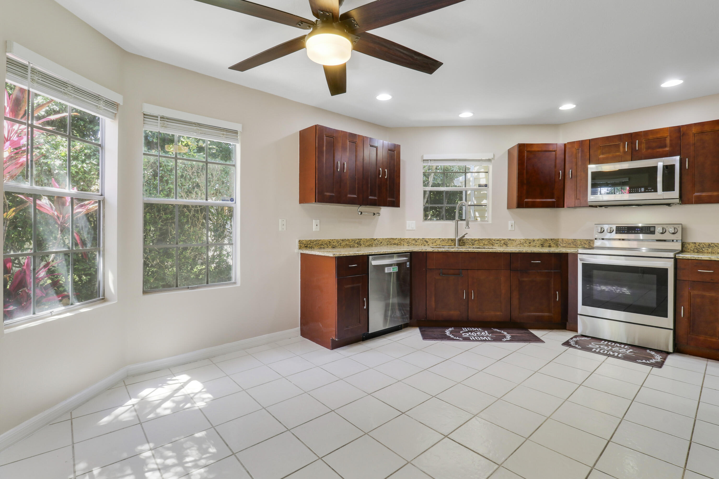 1437 Dandelion Lane