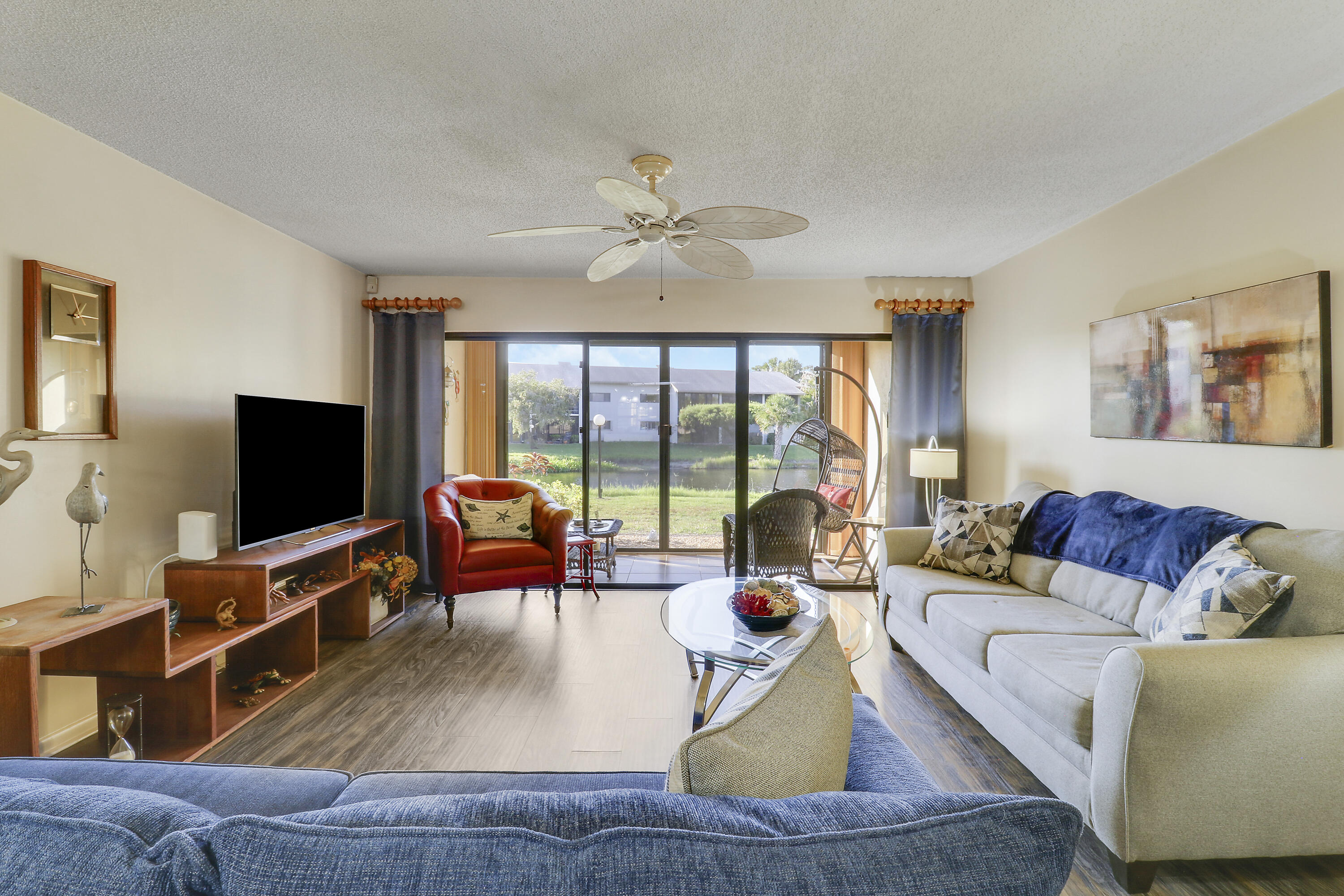 3061 SE Aster Lane 302