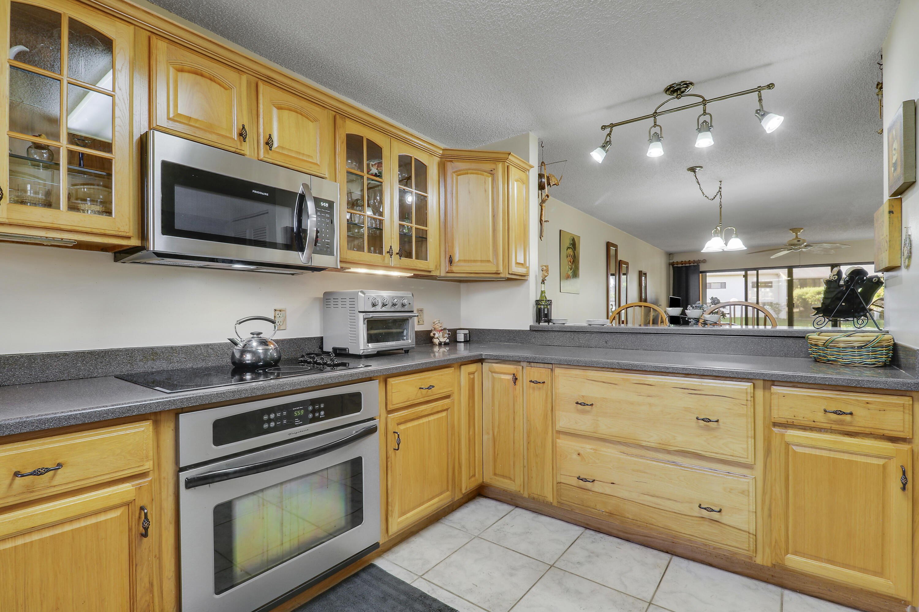 3061 SE Aster Lane 302