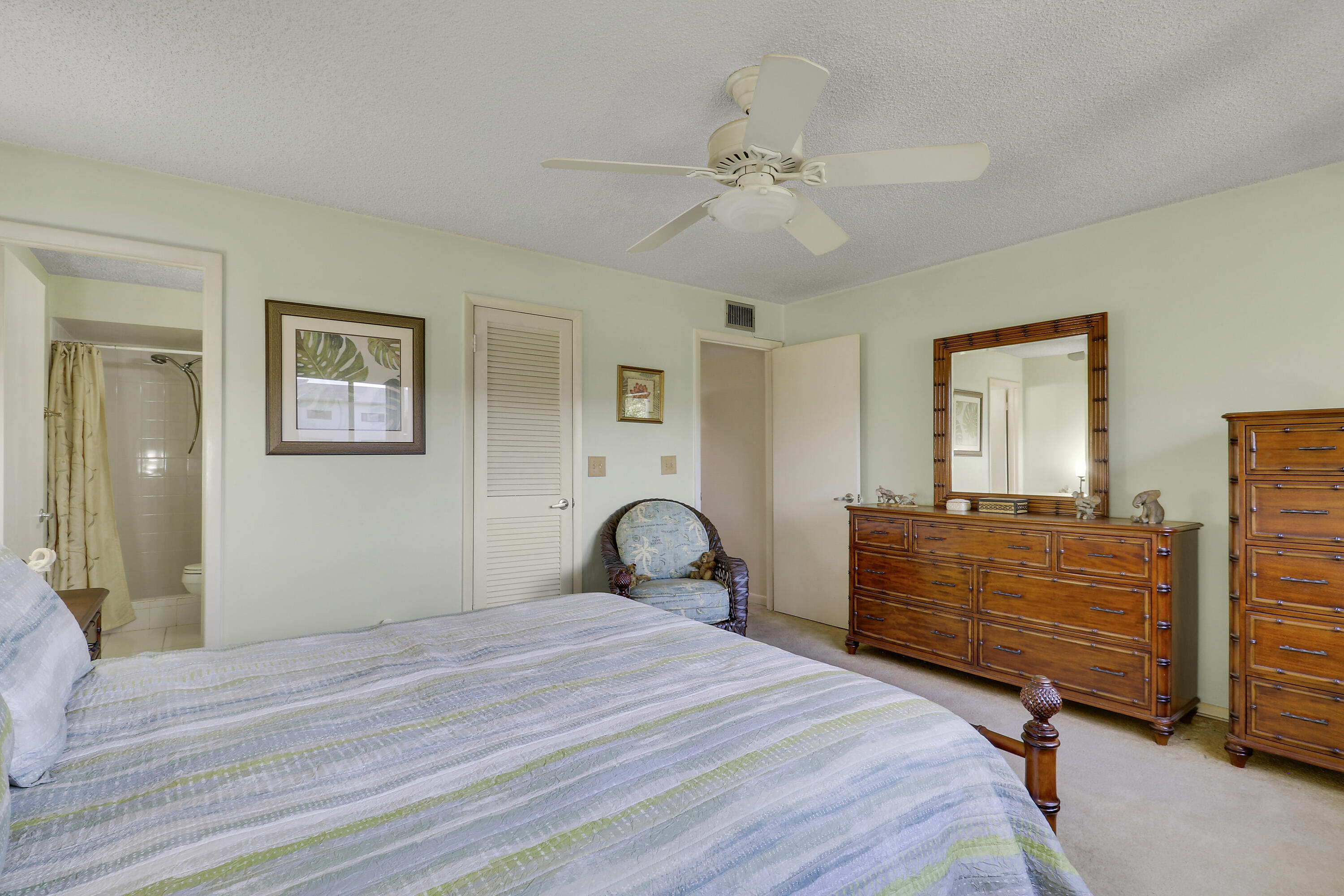 3061 SE Aster Lane 302