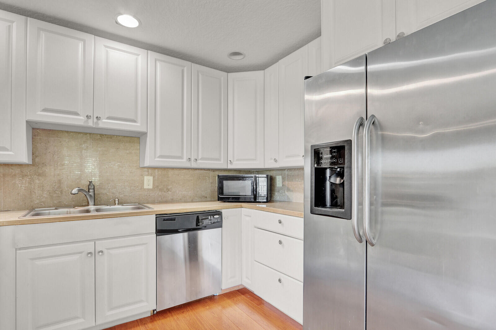 312 Southwind Drive 207