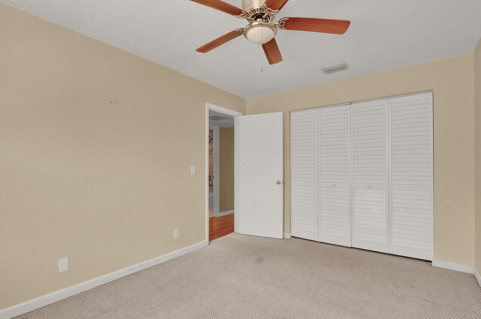 312 Southwind Drive 207