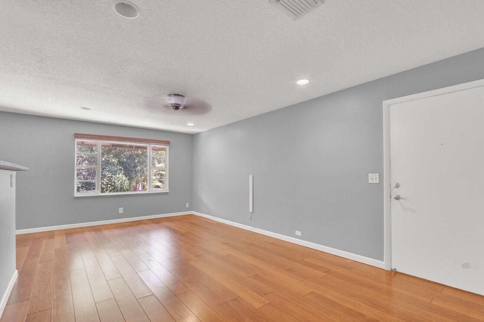 312 Southwind Drive 207