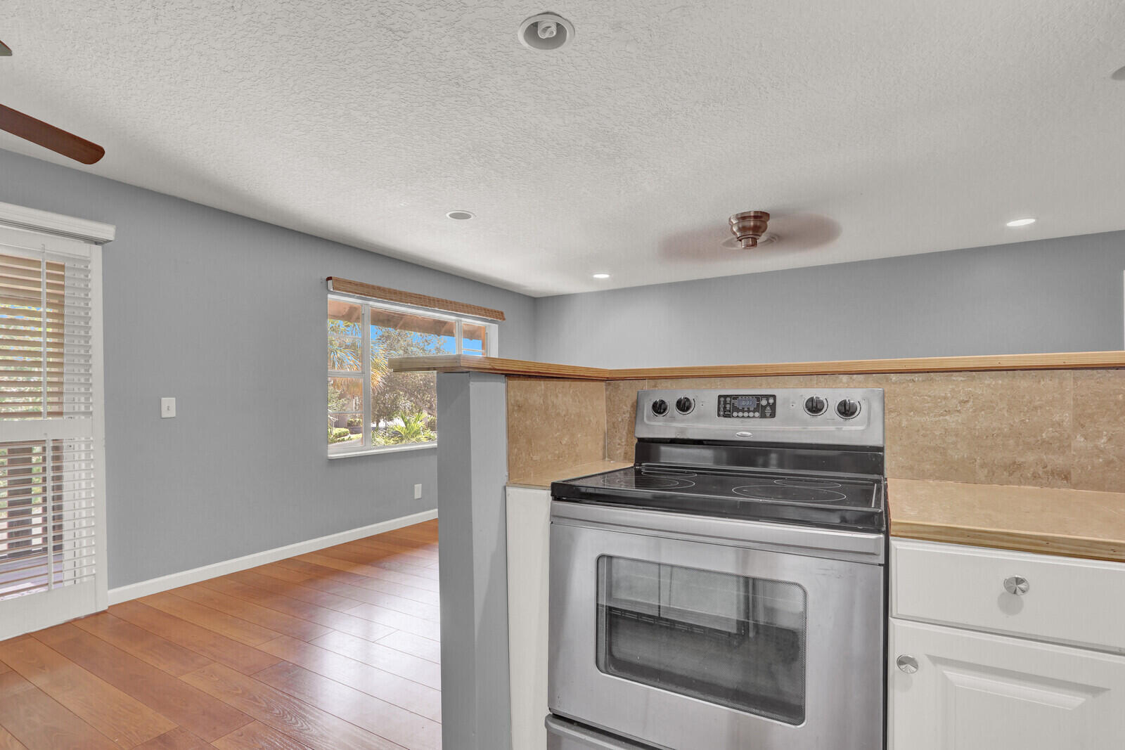 312 Southwind Drive 207