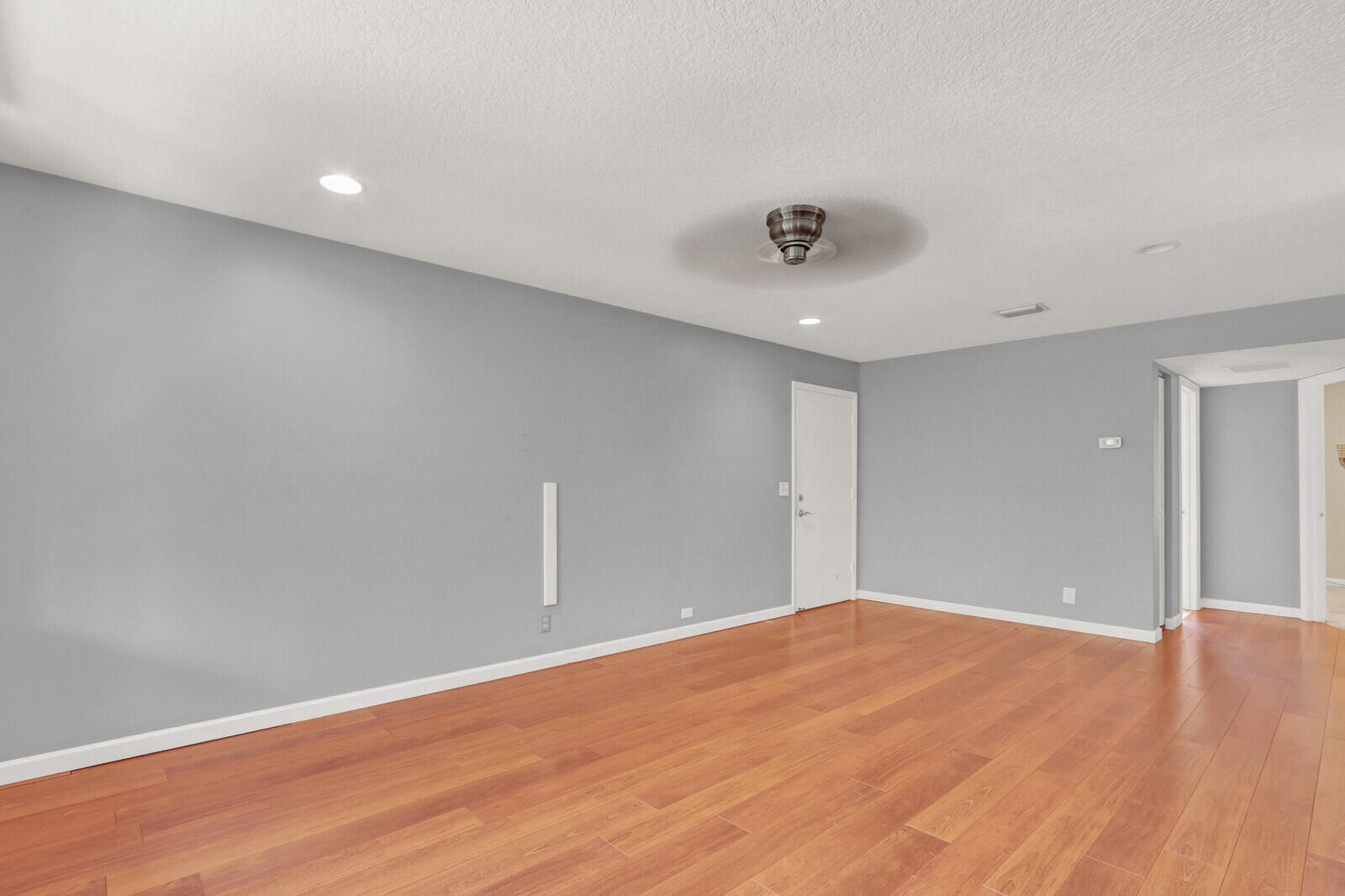312 Southwind Drive 207