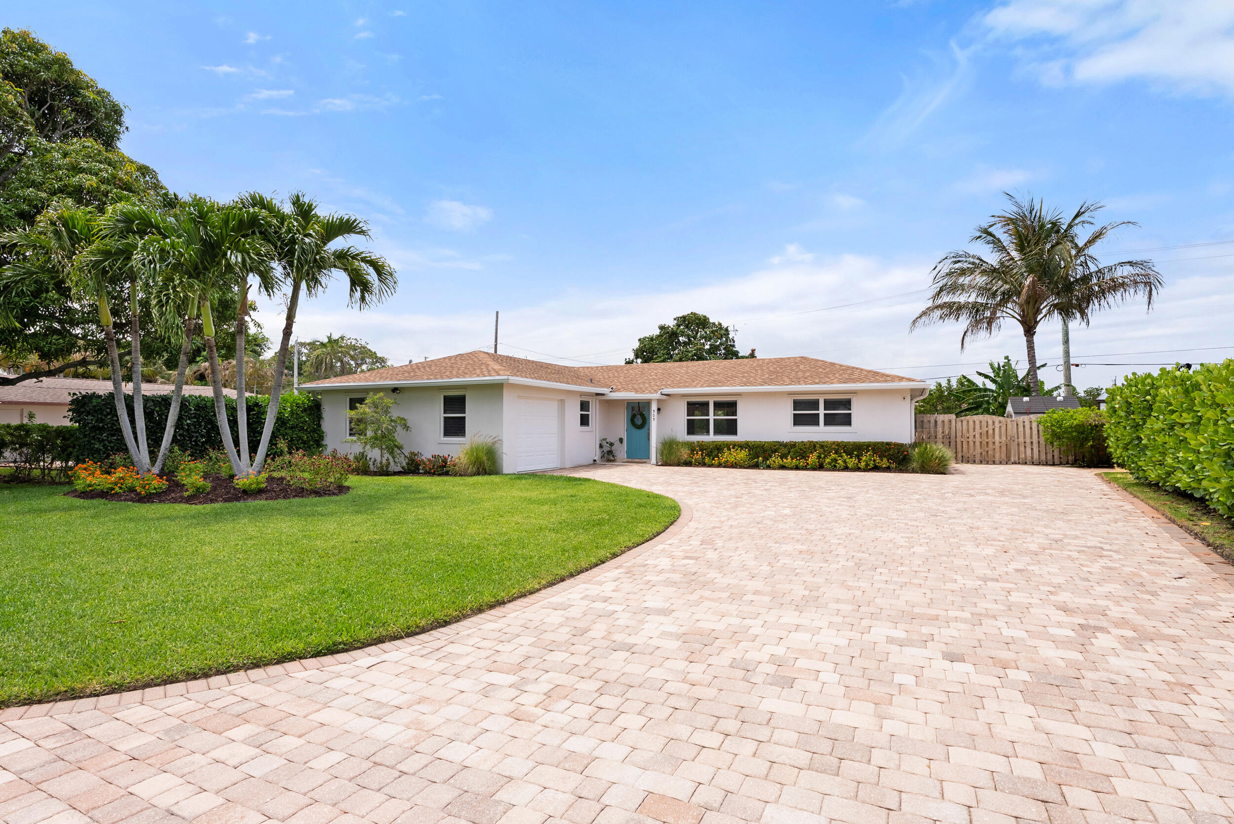 303 W Norfolk Road