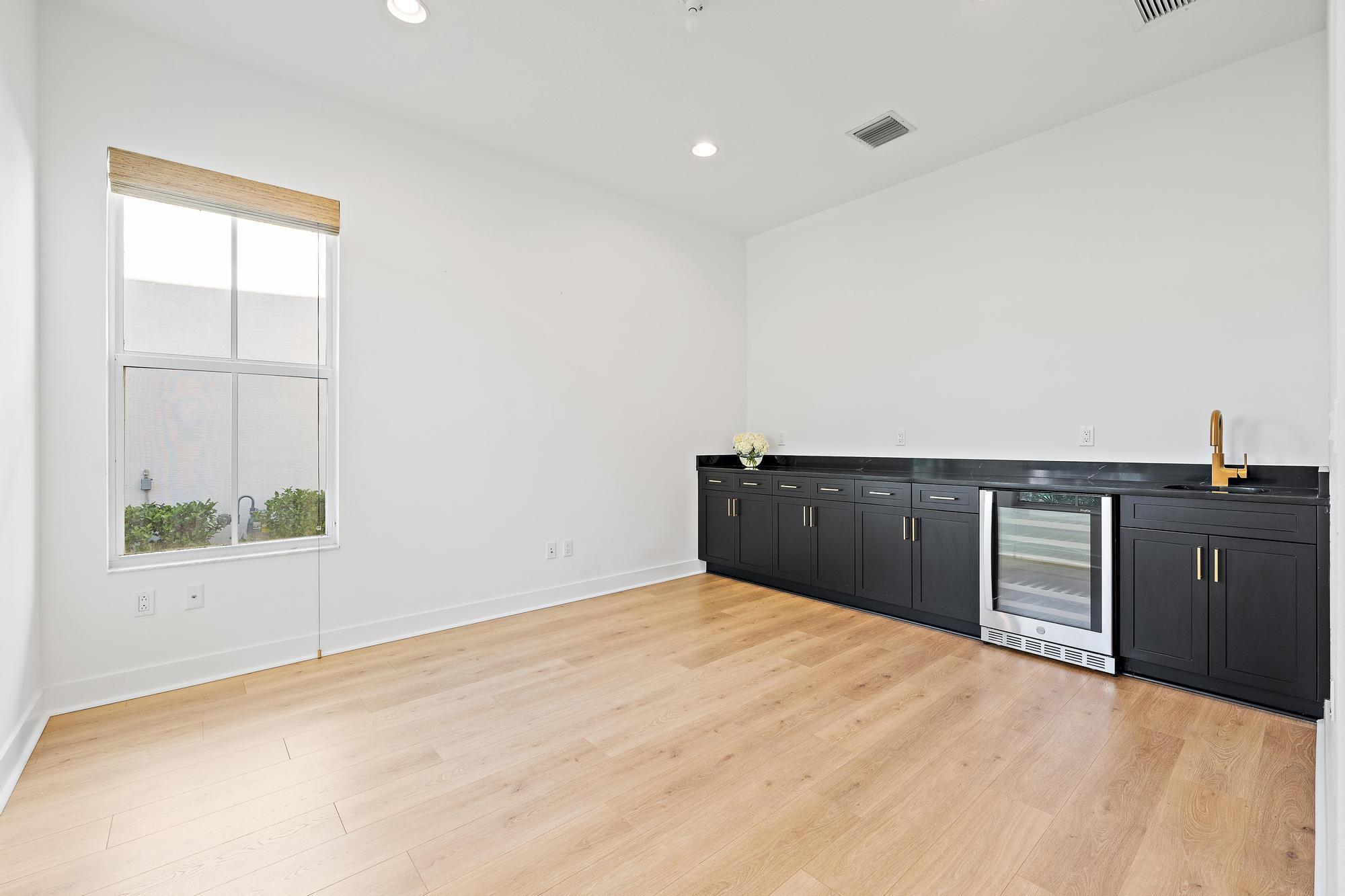 13190 Alton Road