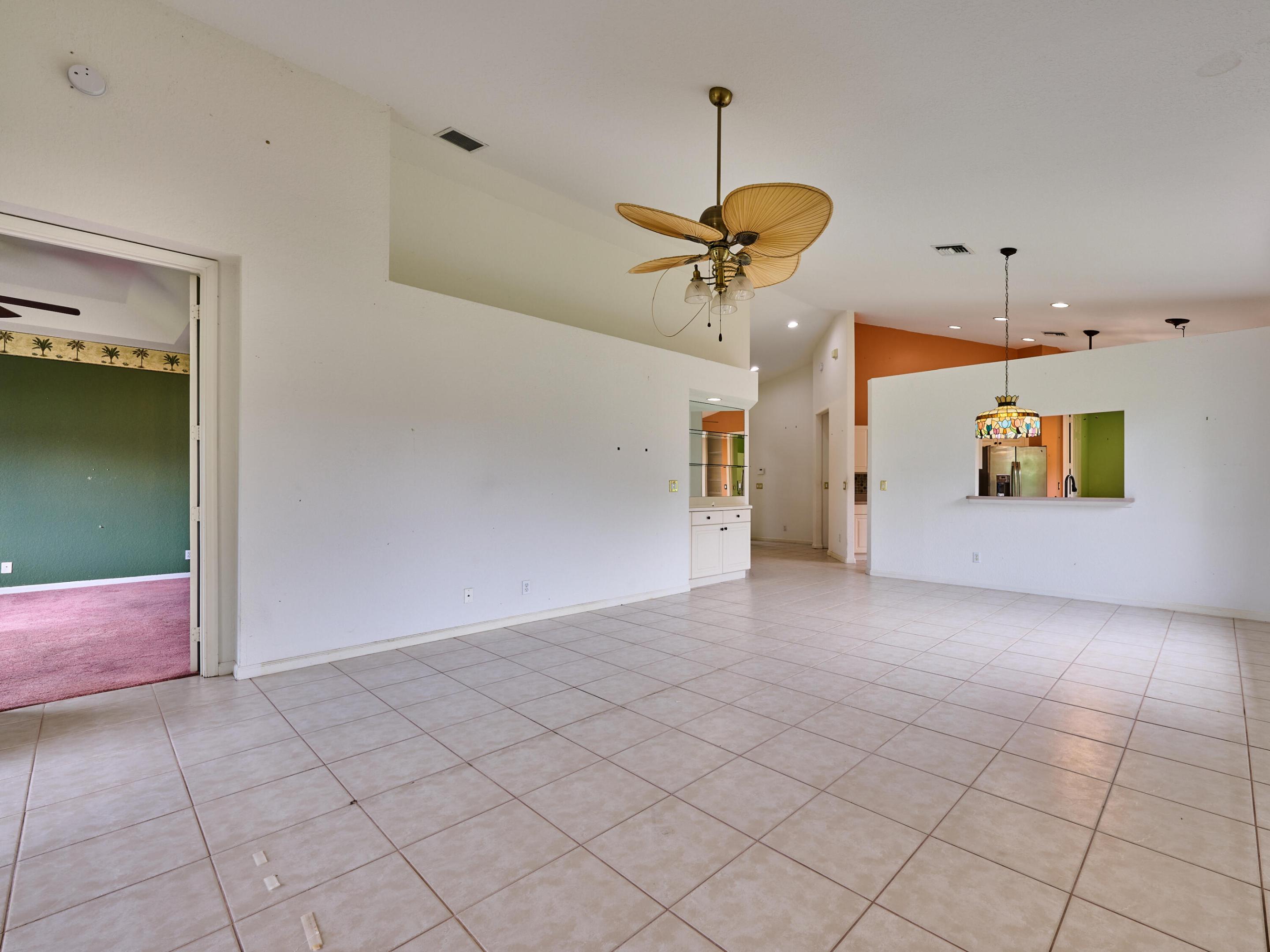 2649 Clipper Circle