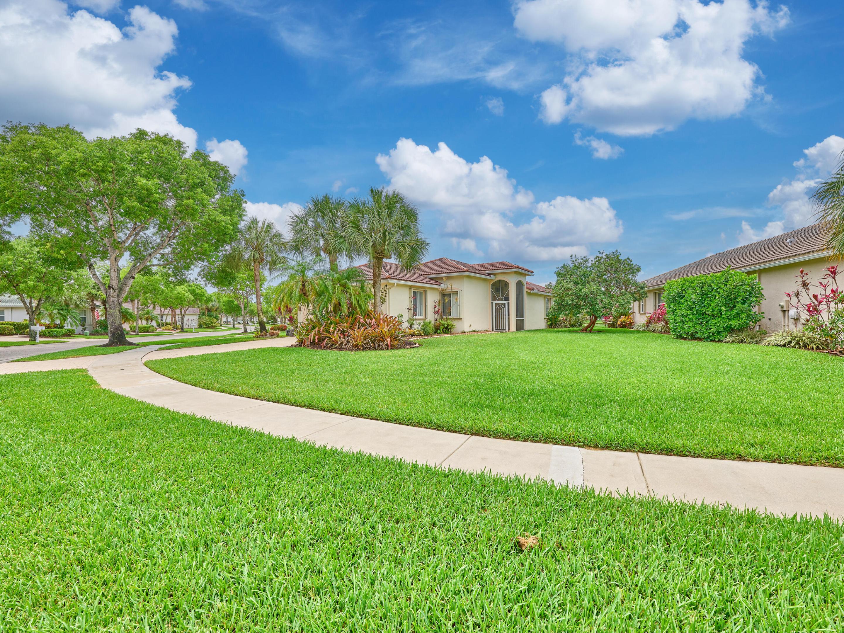 2649 Clipper Circle