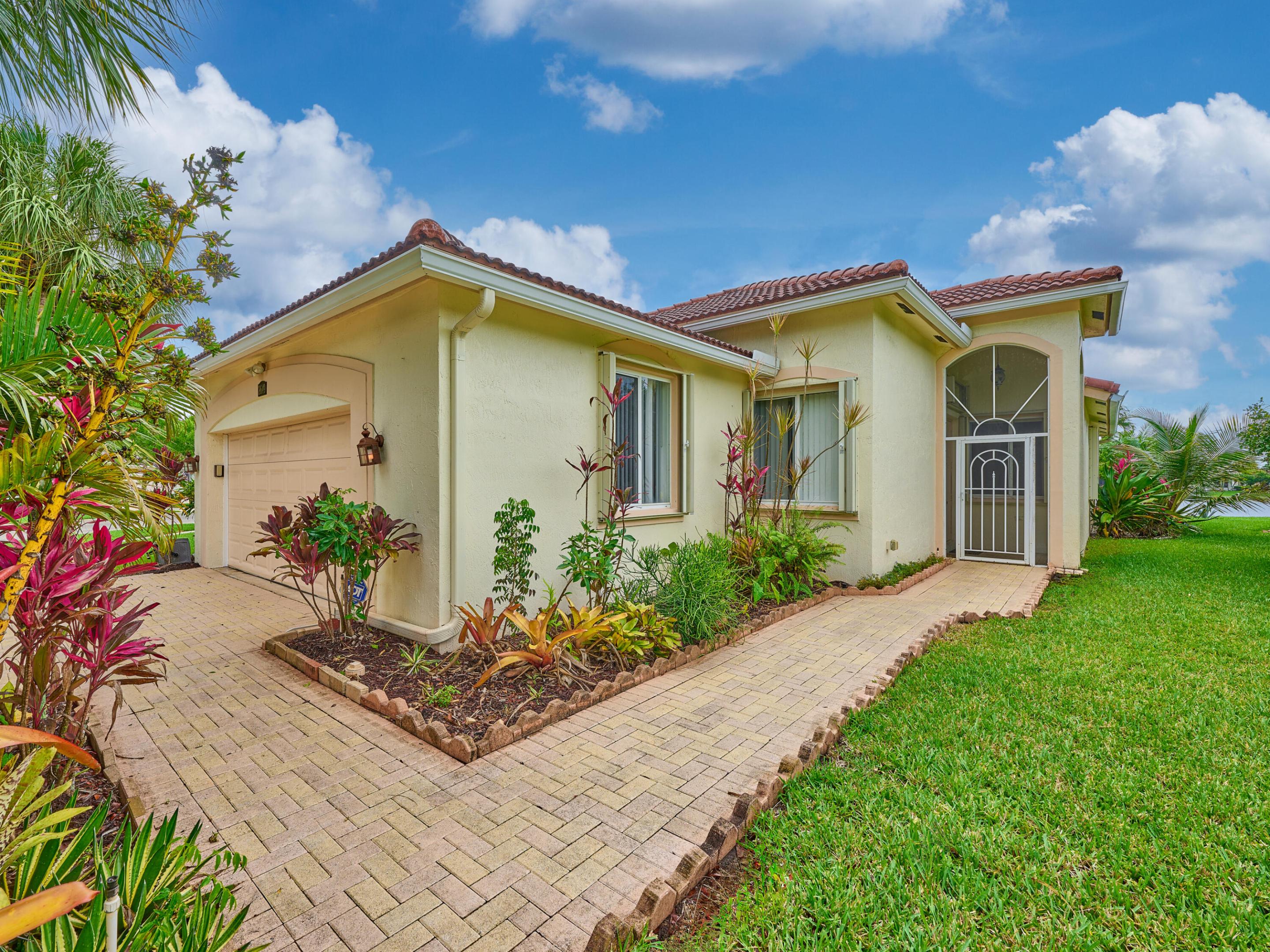 2649 Clipper Circle