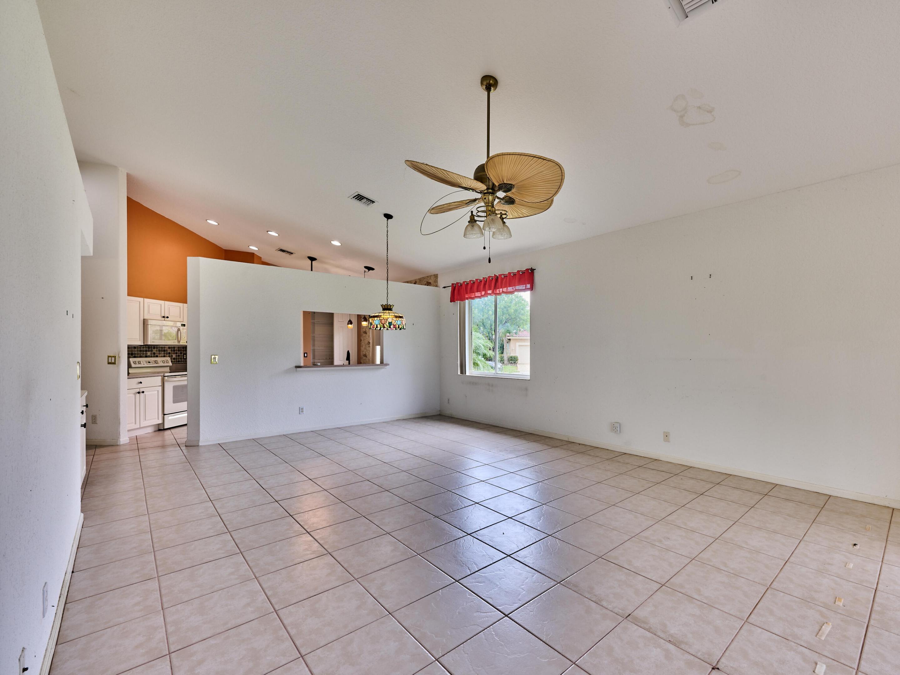 2649 Clipper Circle