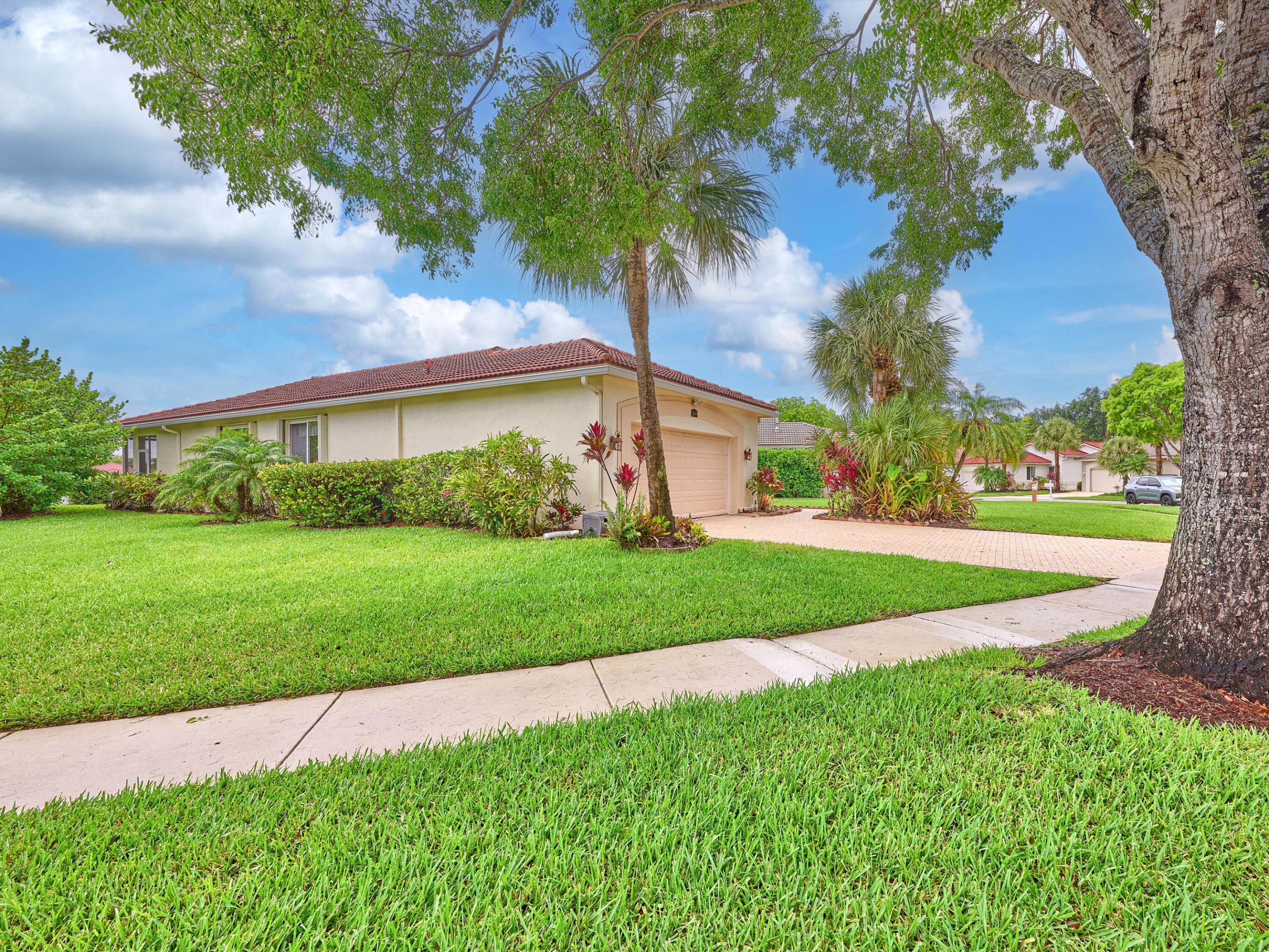 2649 Clipper Circle