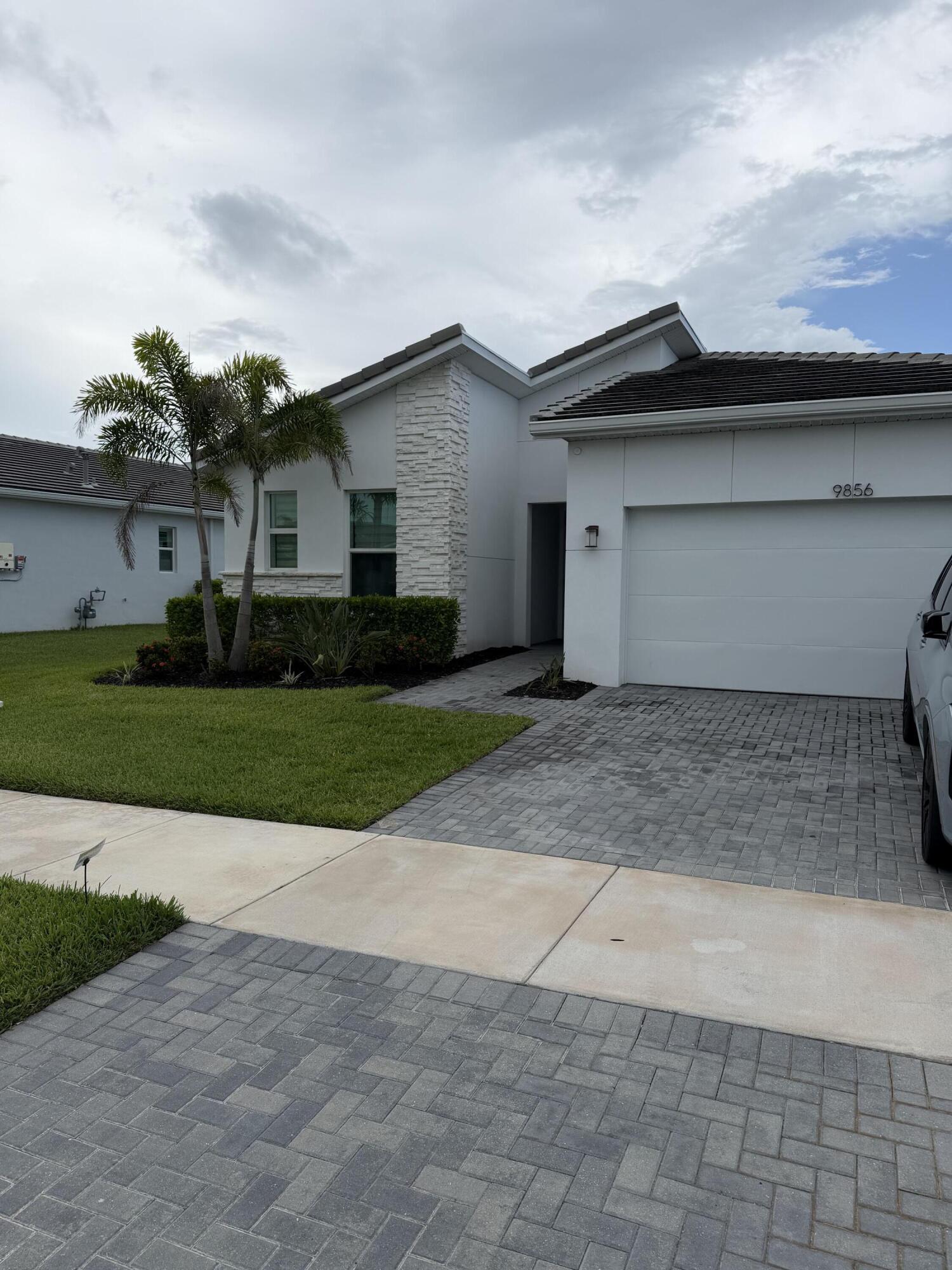 9856 SW Isabelline Drive, Port St. Lucie