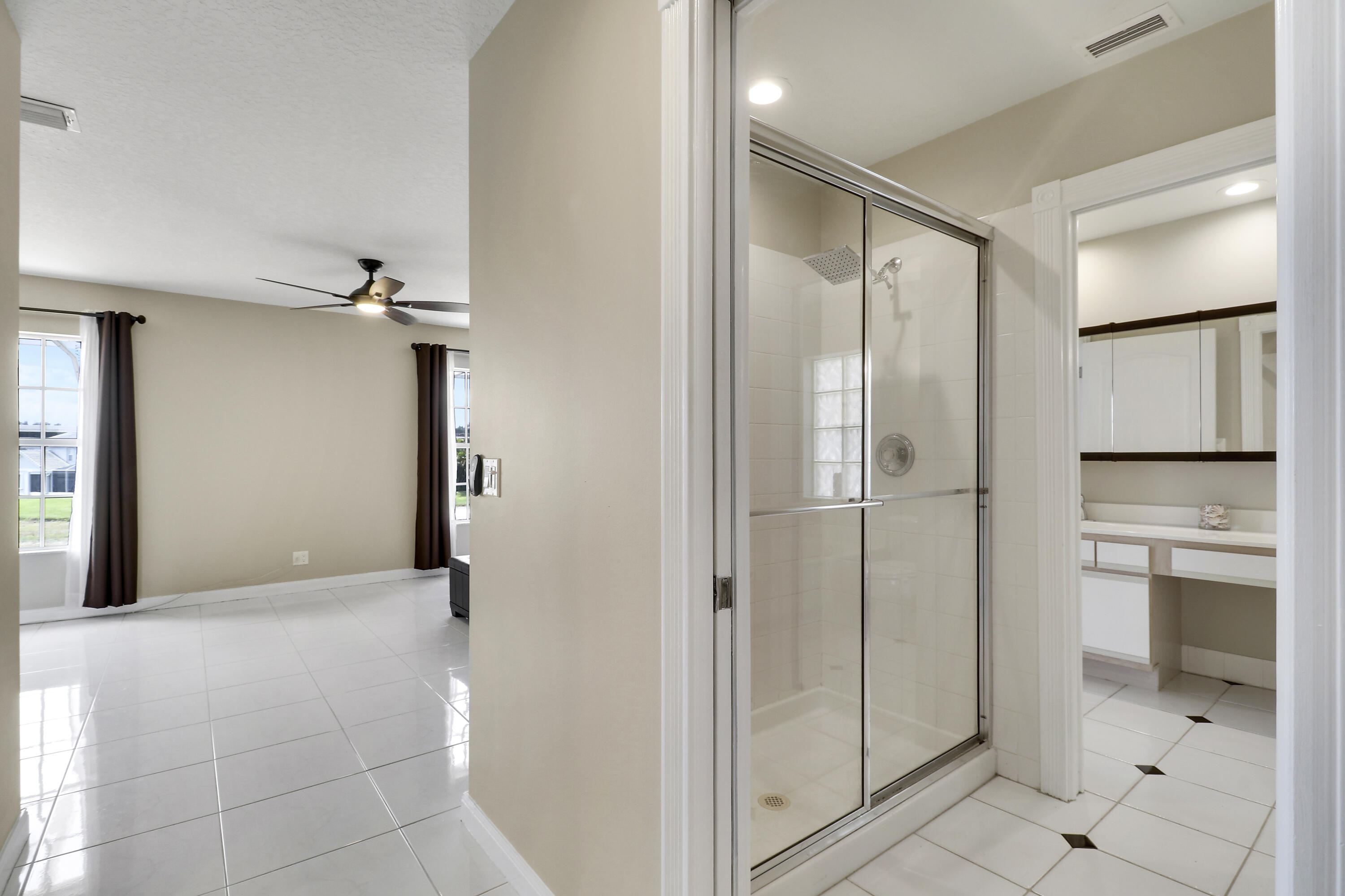 227 Skylark Point
