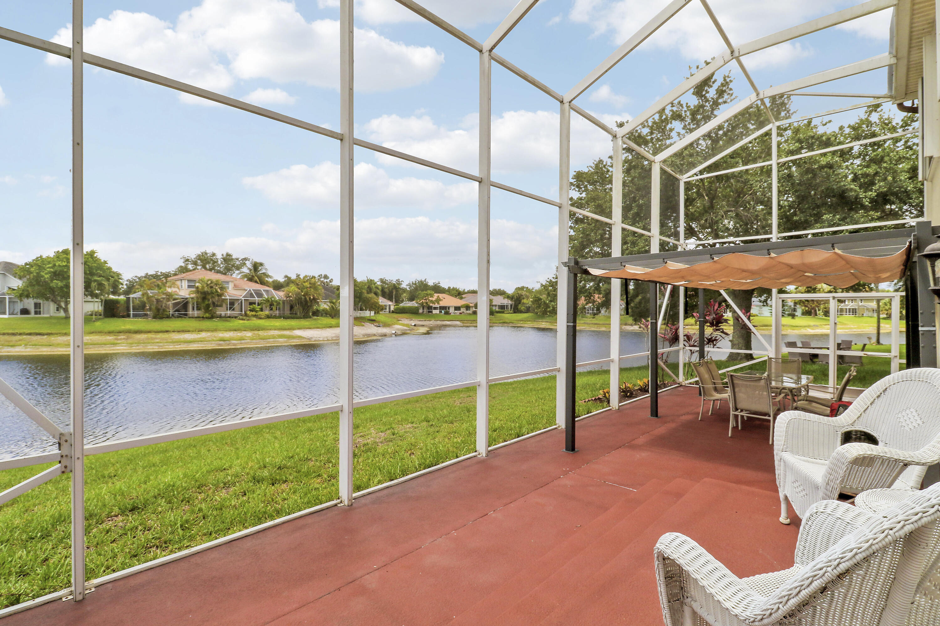 227 Skylark Point