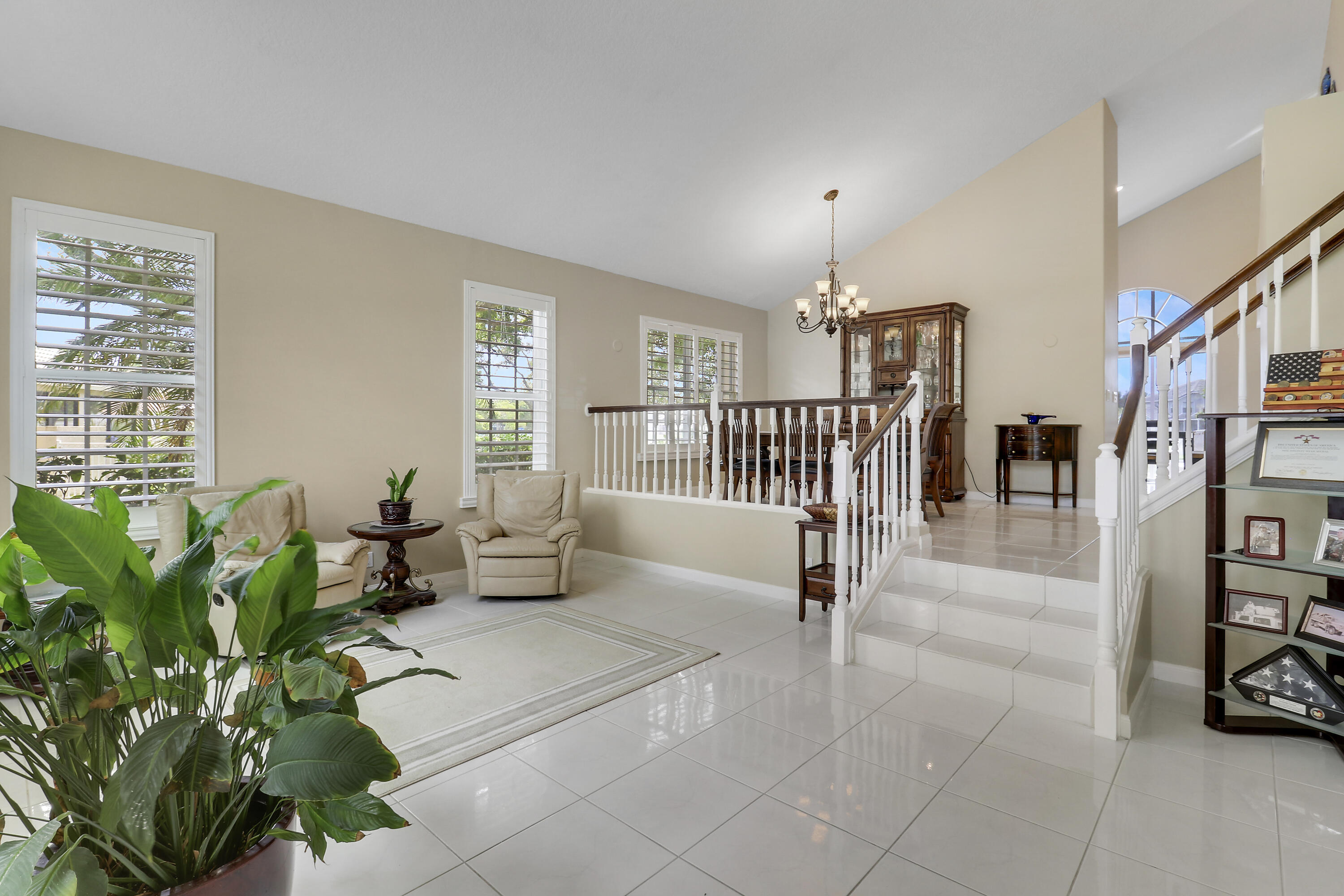 227 Skylark Point