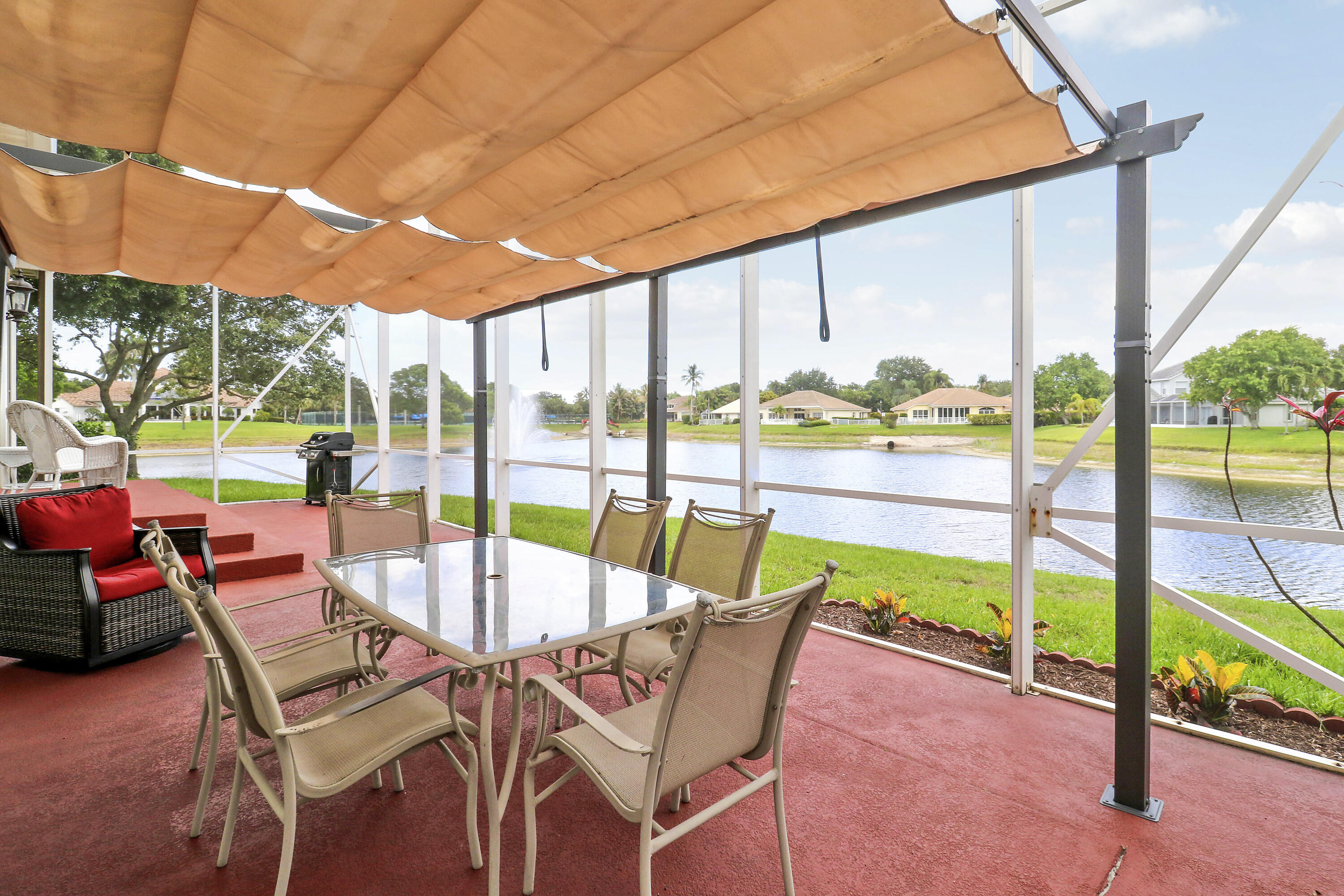 227 Skylark Point