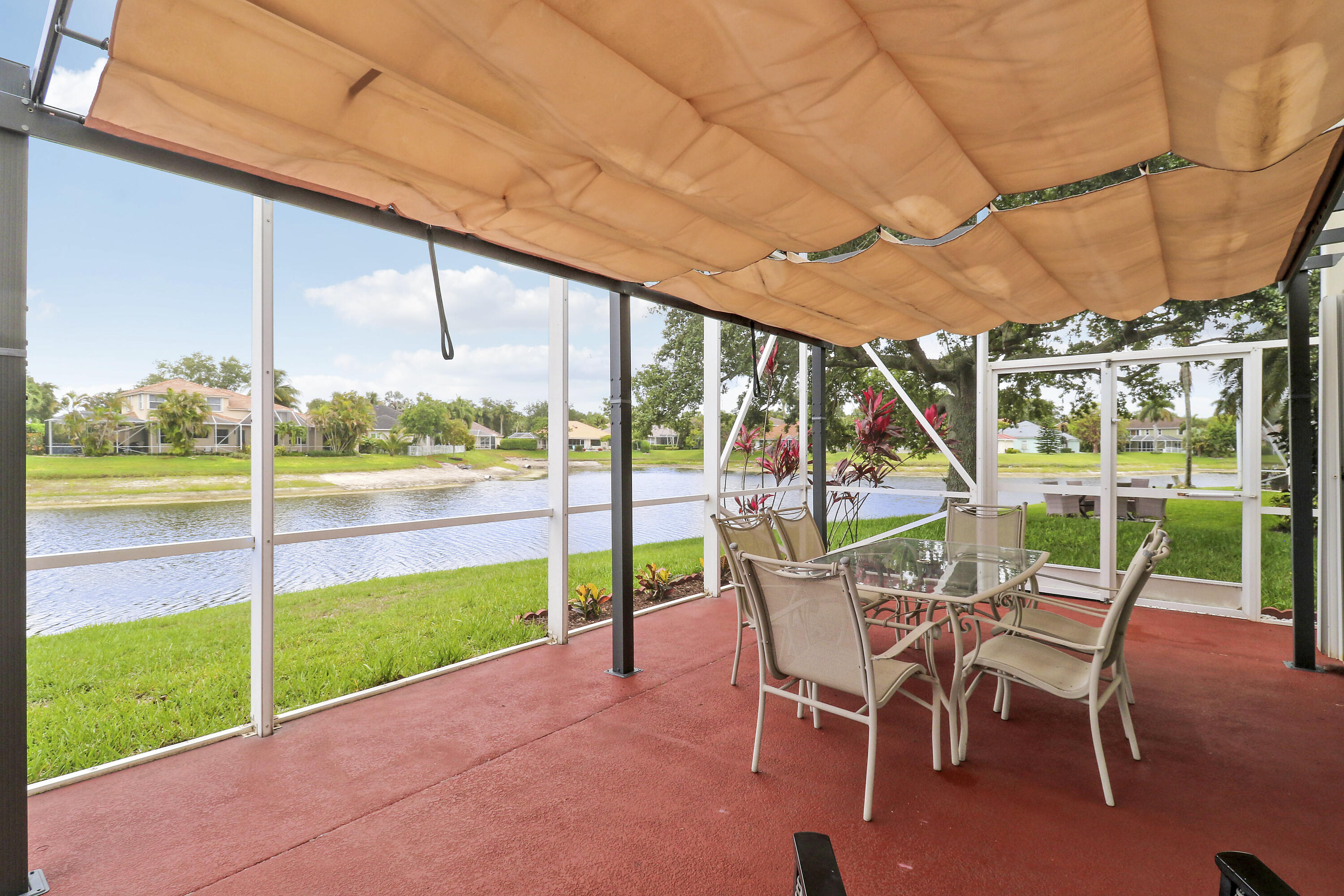 227 Skylark Point