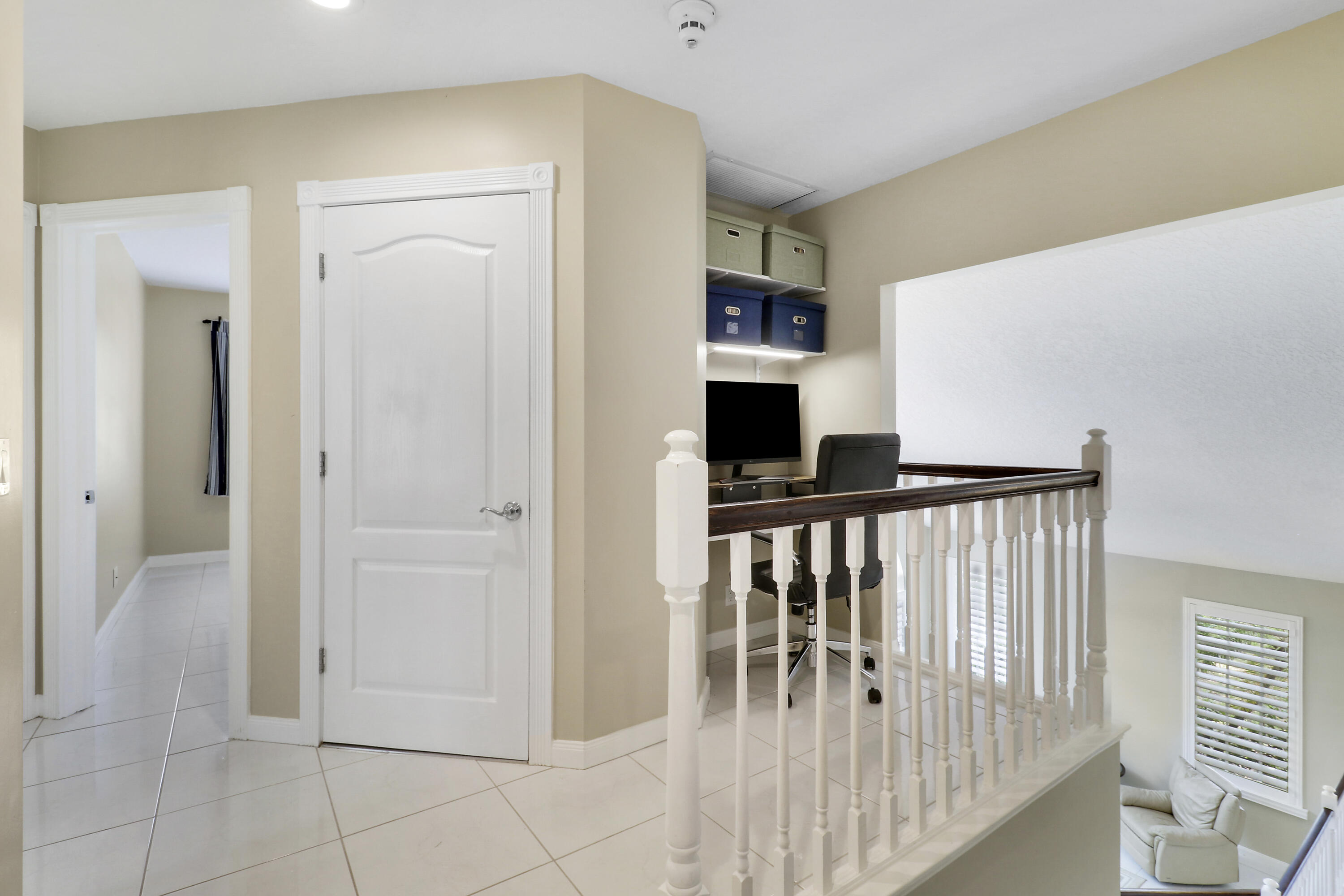 227 Skylark Point