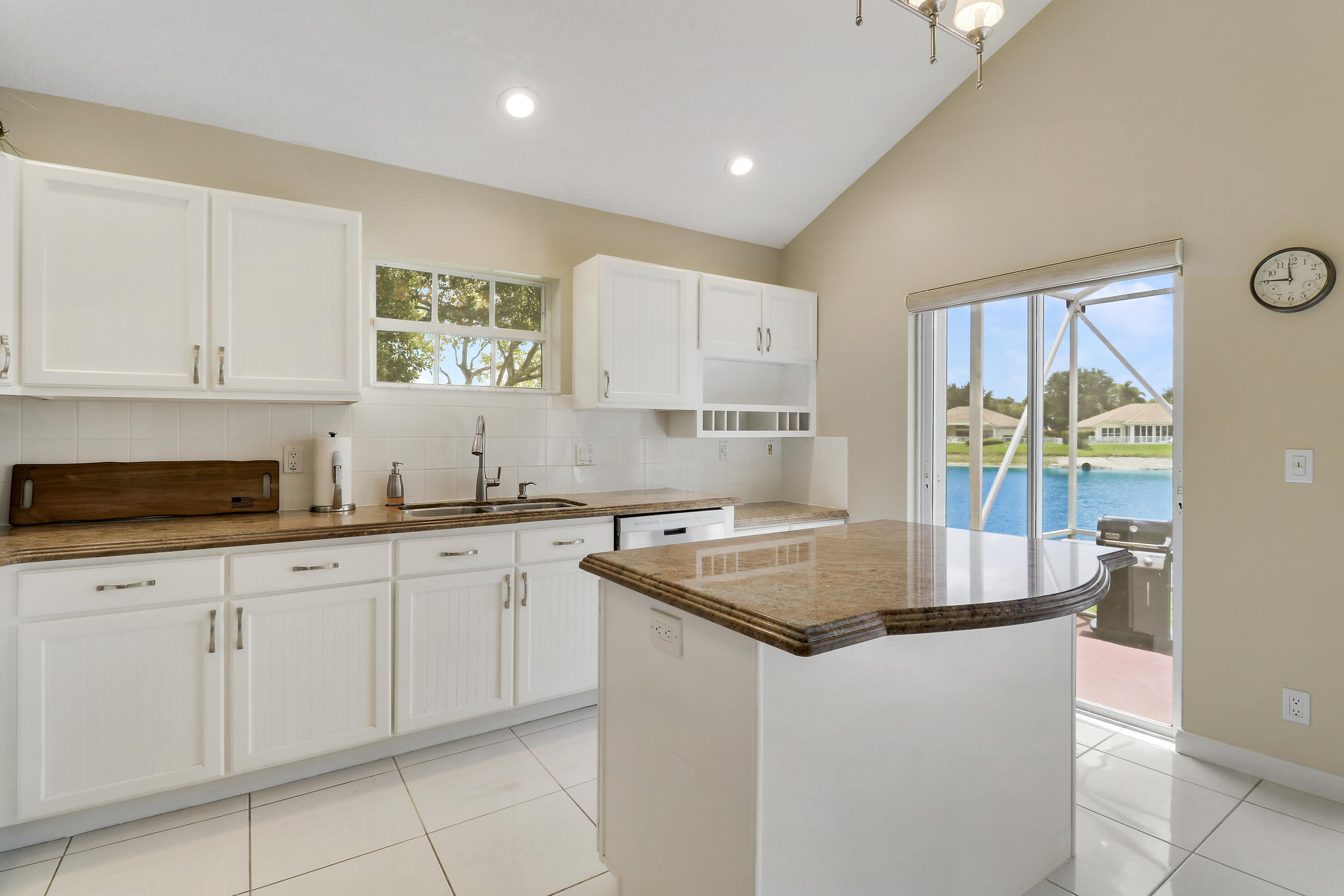 227 Skylark Point