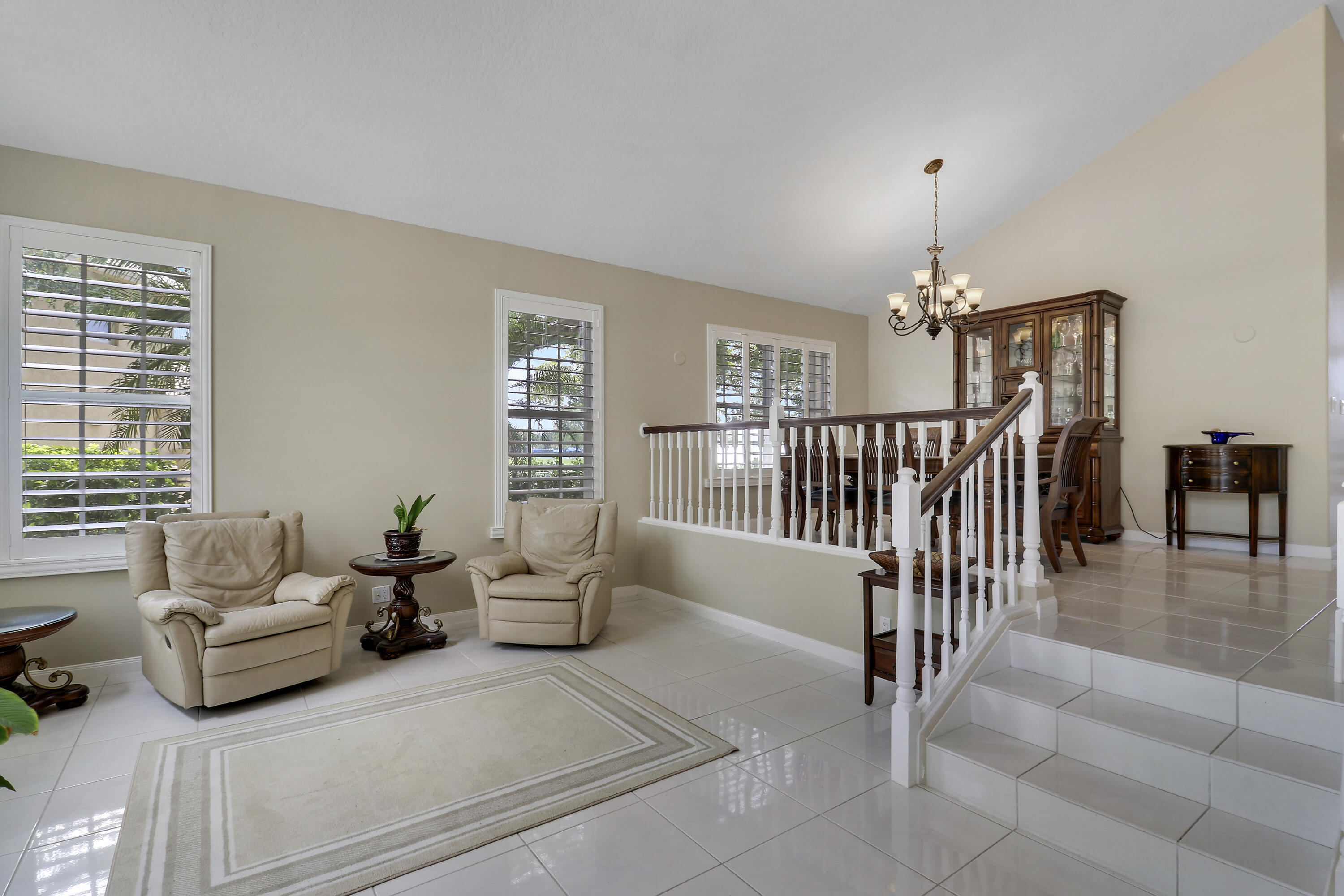 227 Skylark Point