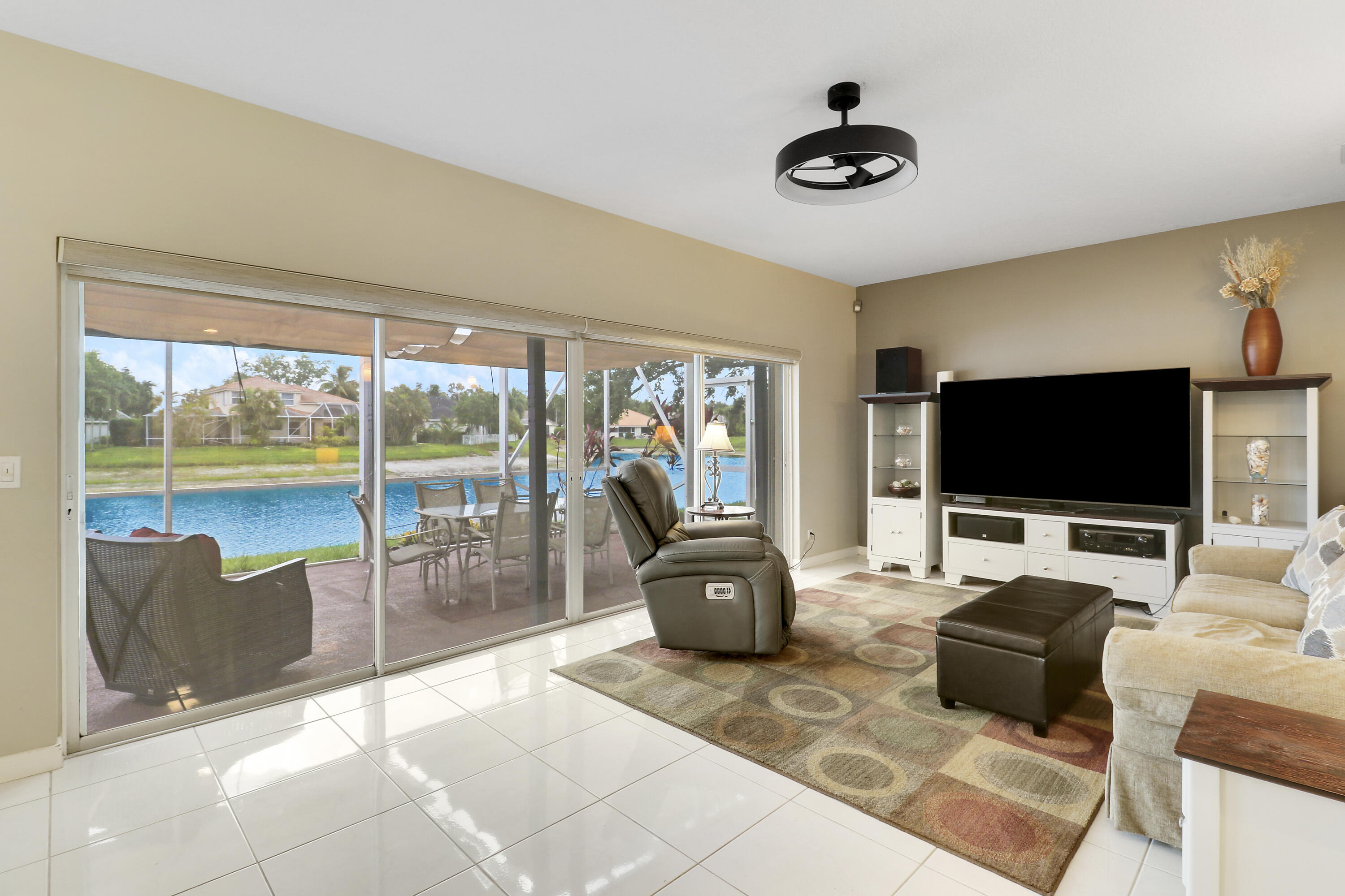 227 Skylark Point