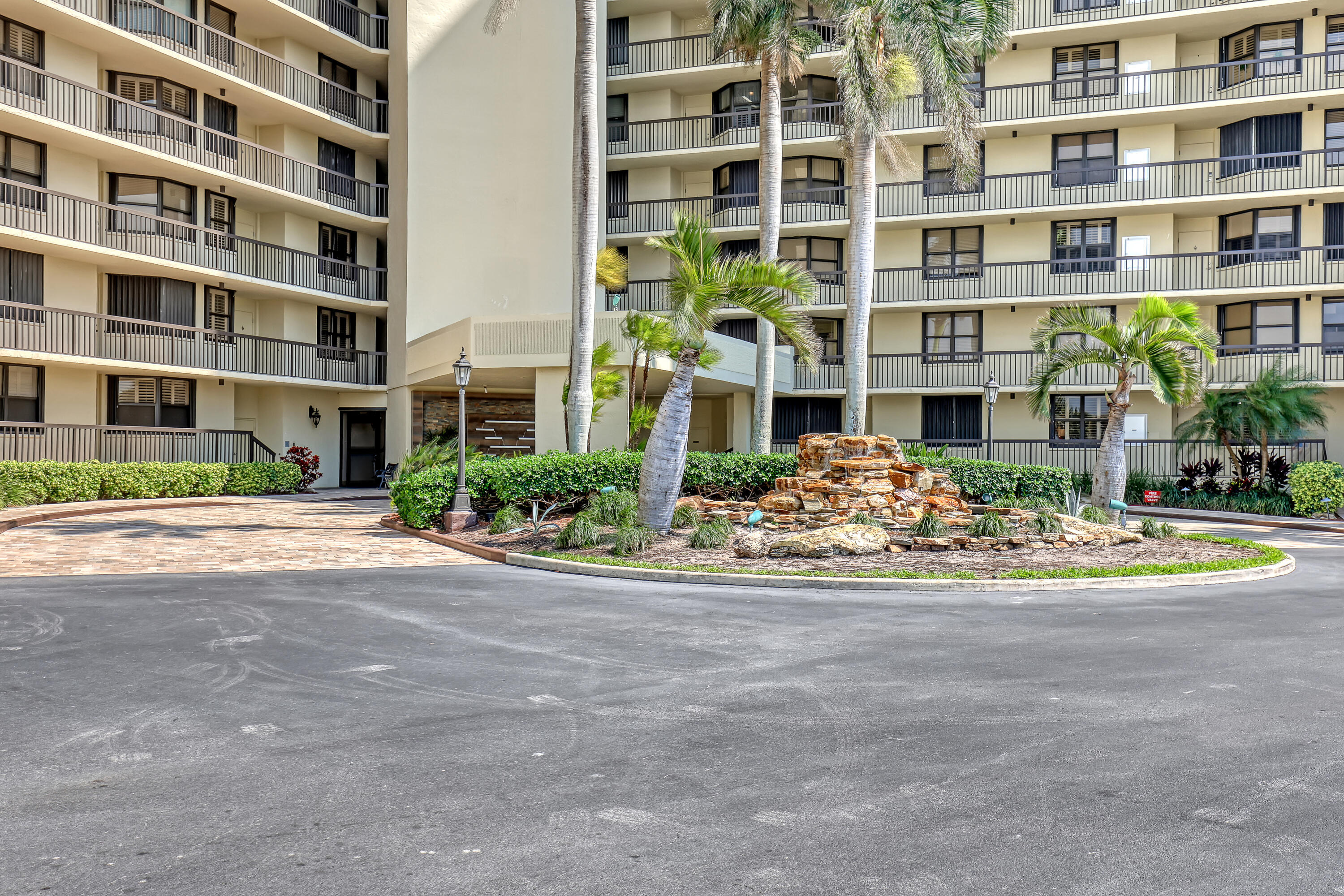 9550 S Ocean Drive 4