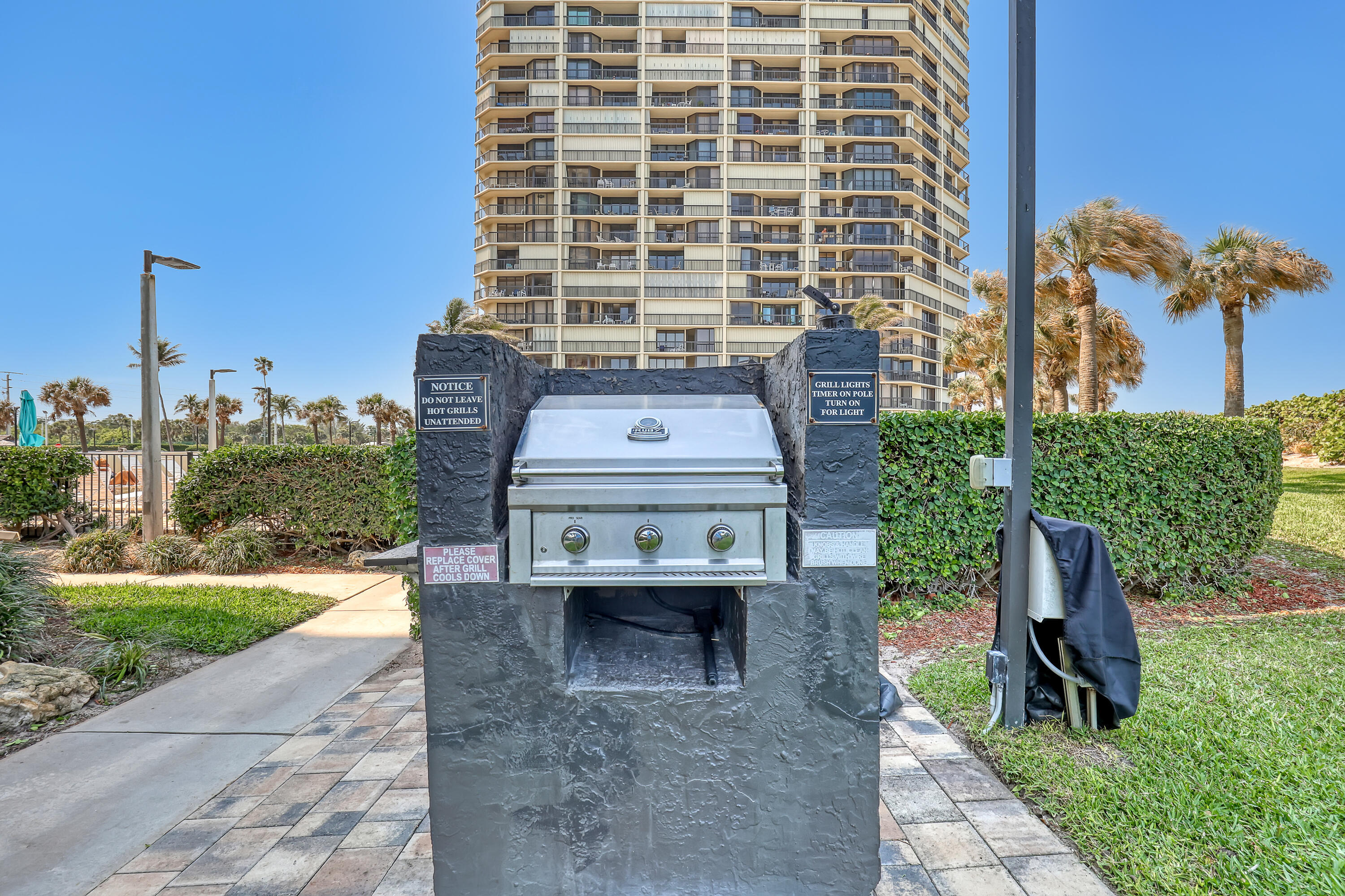 9550 S Ocean Drive 4