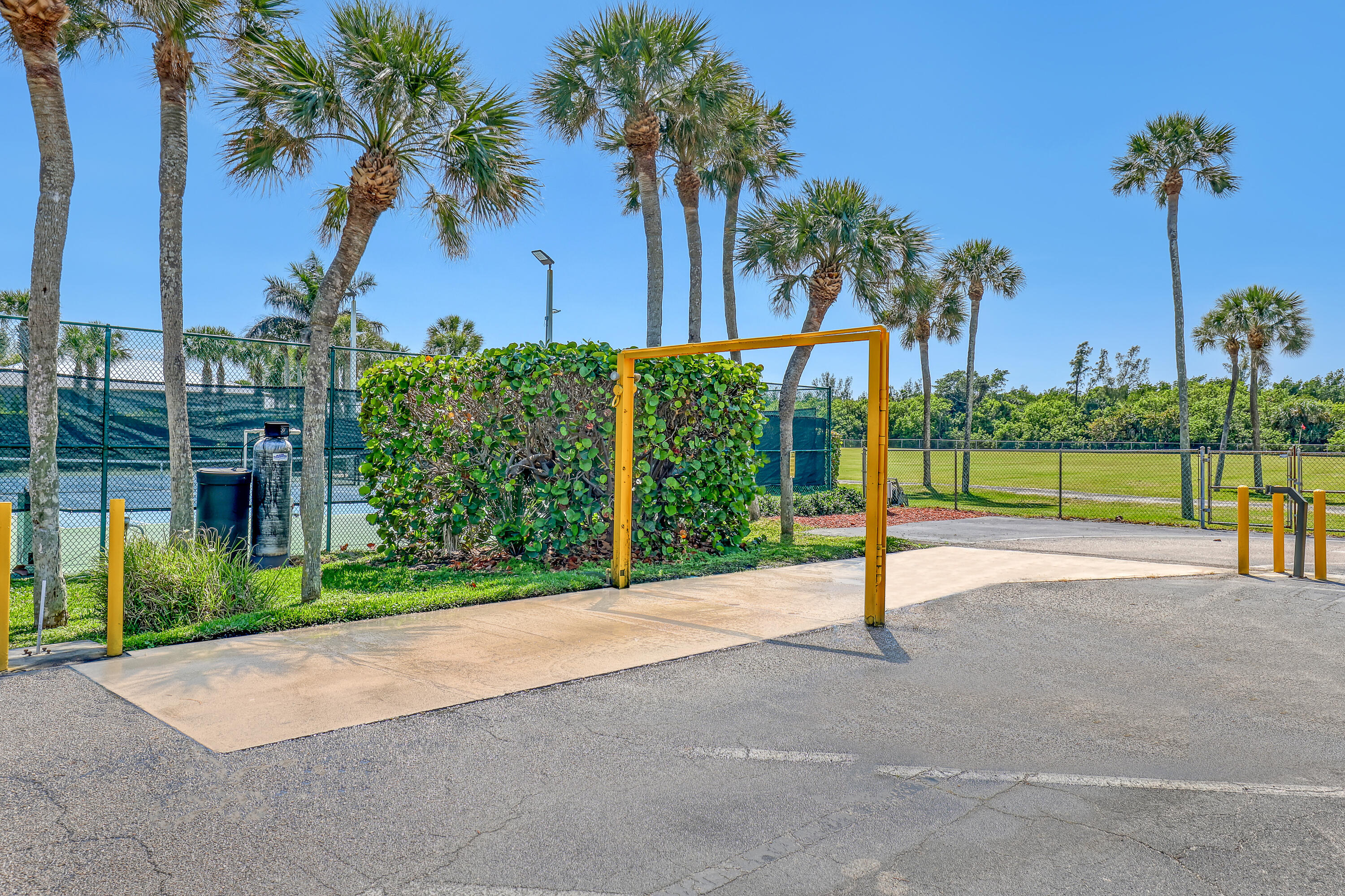 9550 S Ocean Drive 4