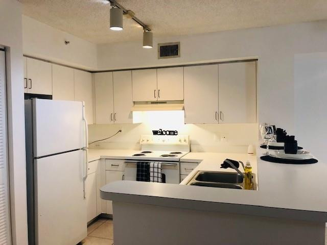 2011 Renaissance Boulevard 103