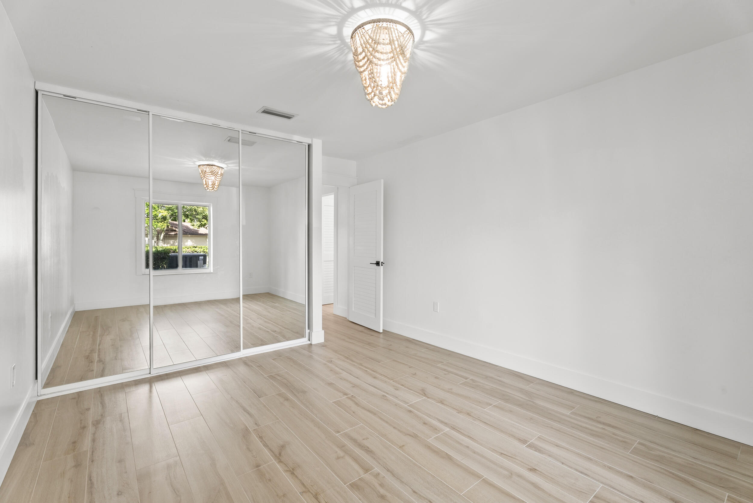 109 Harbourside Circle