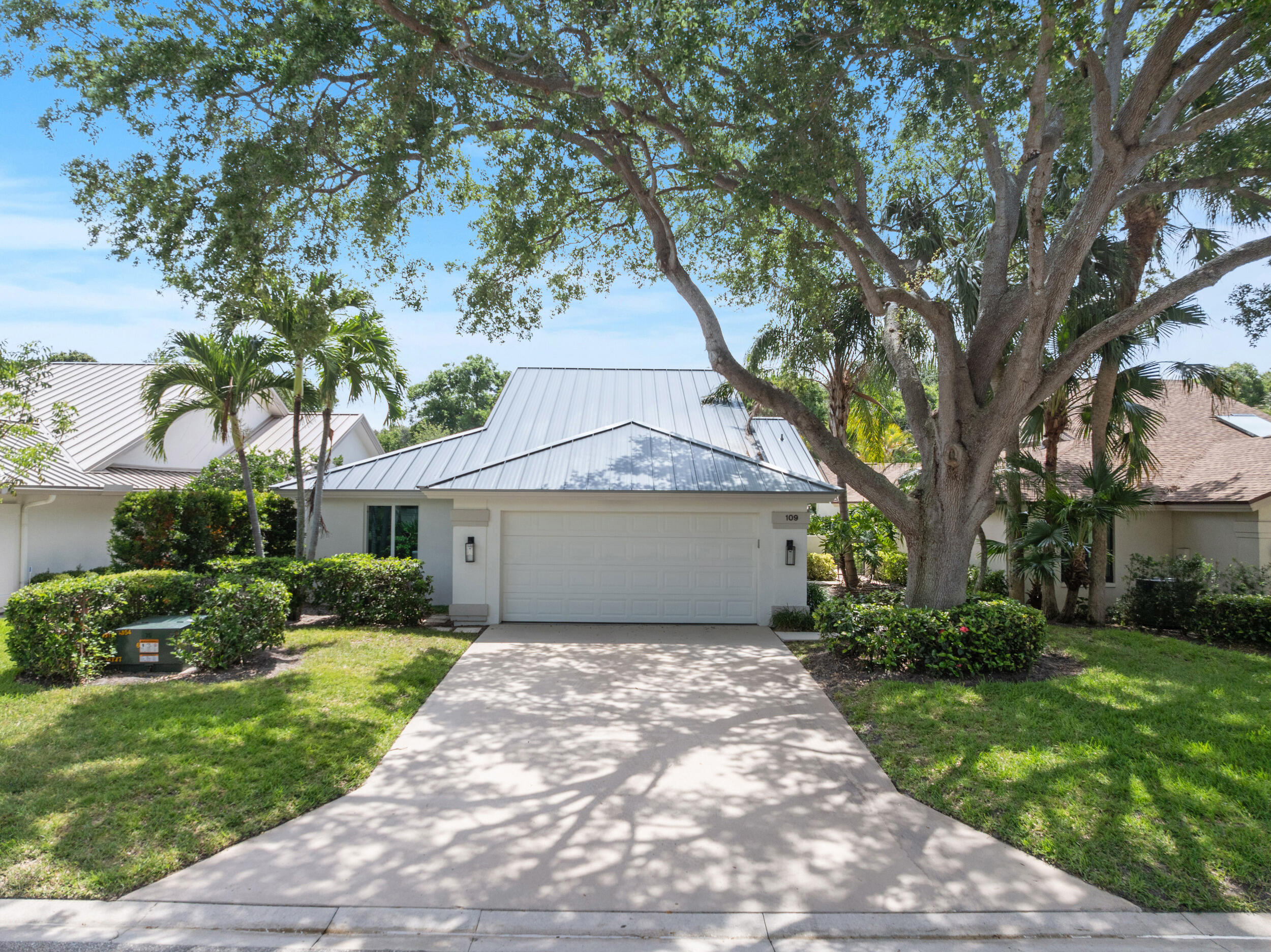 109 Harbourside Circle