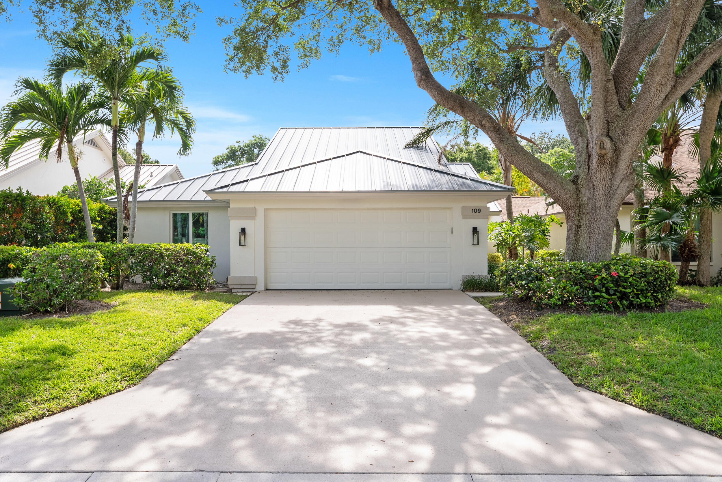 109 Harbourside Circle
