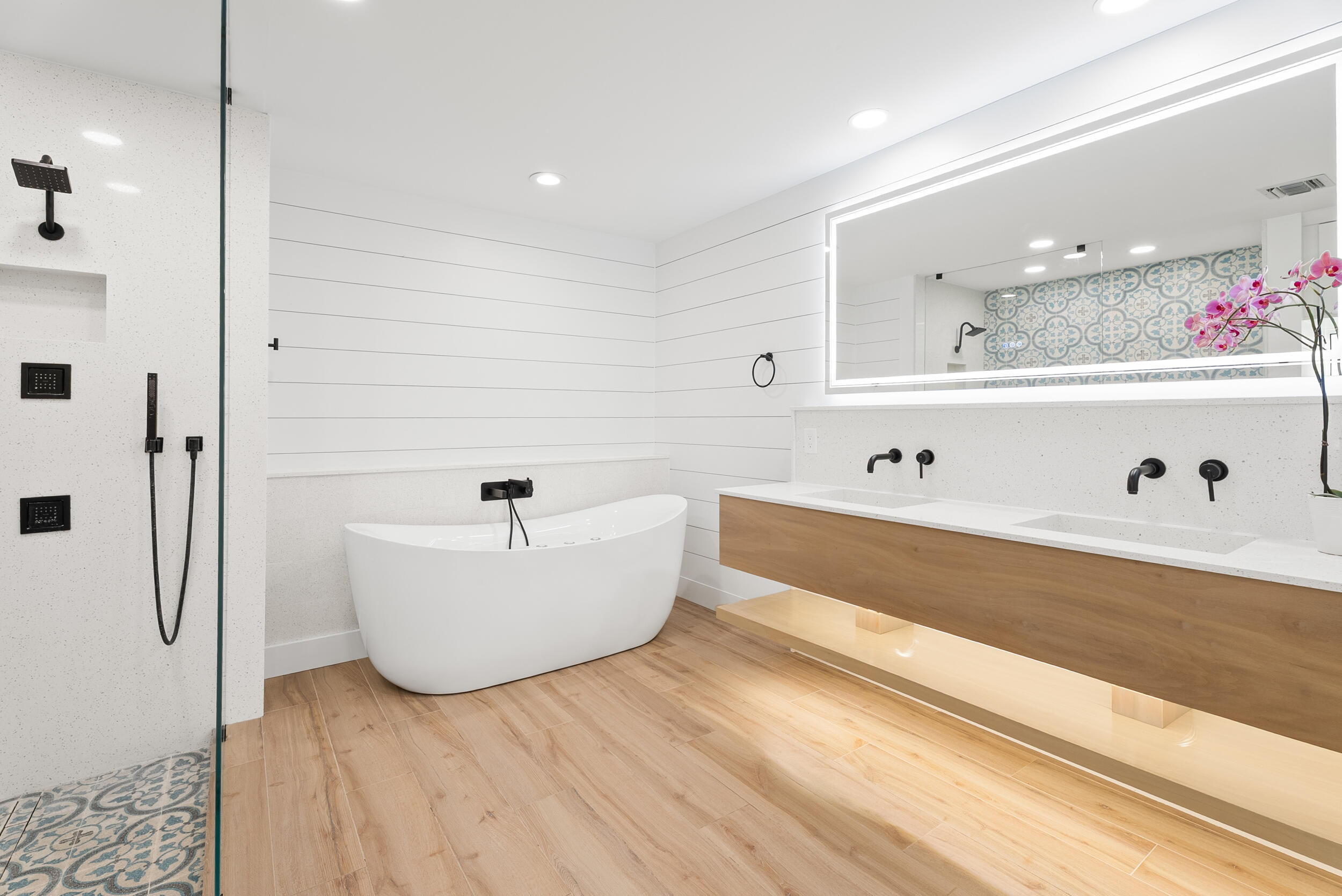 109 Harbourside Circle