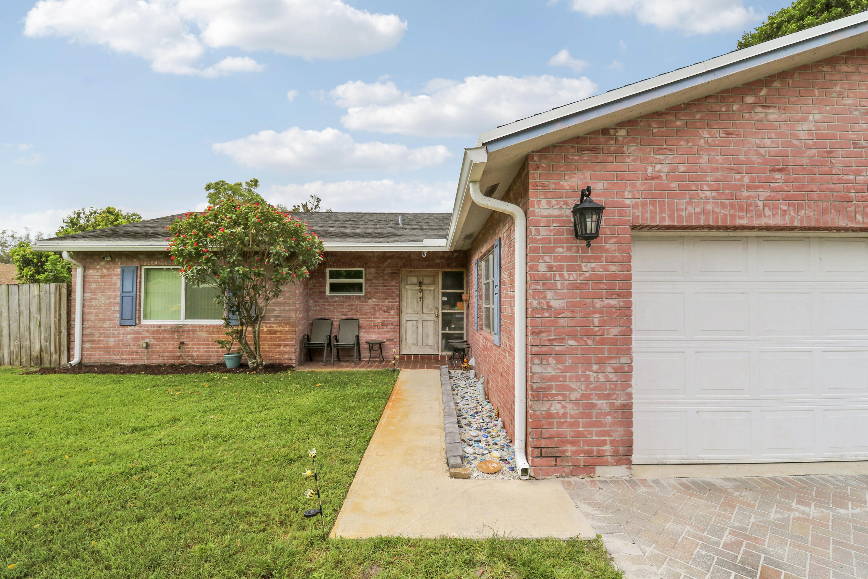 98 Pintail Court