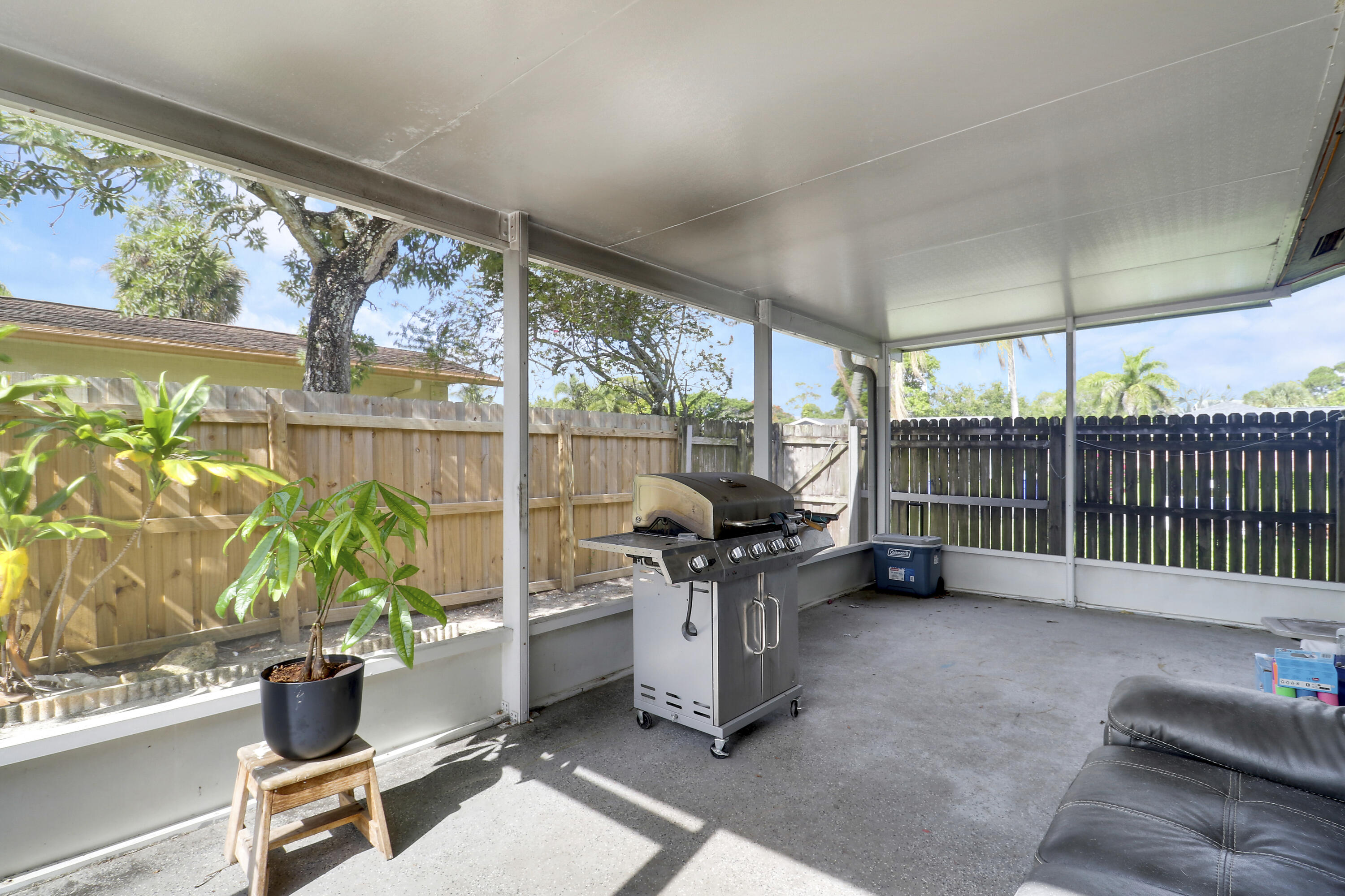 98 Pintail Court