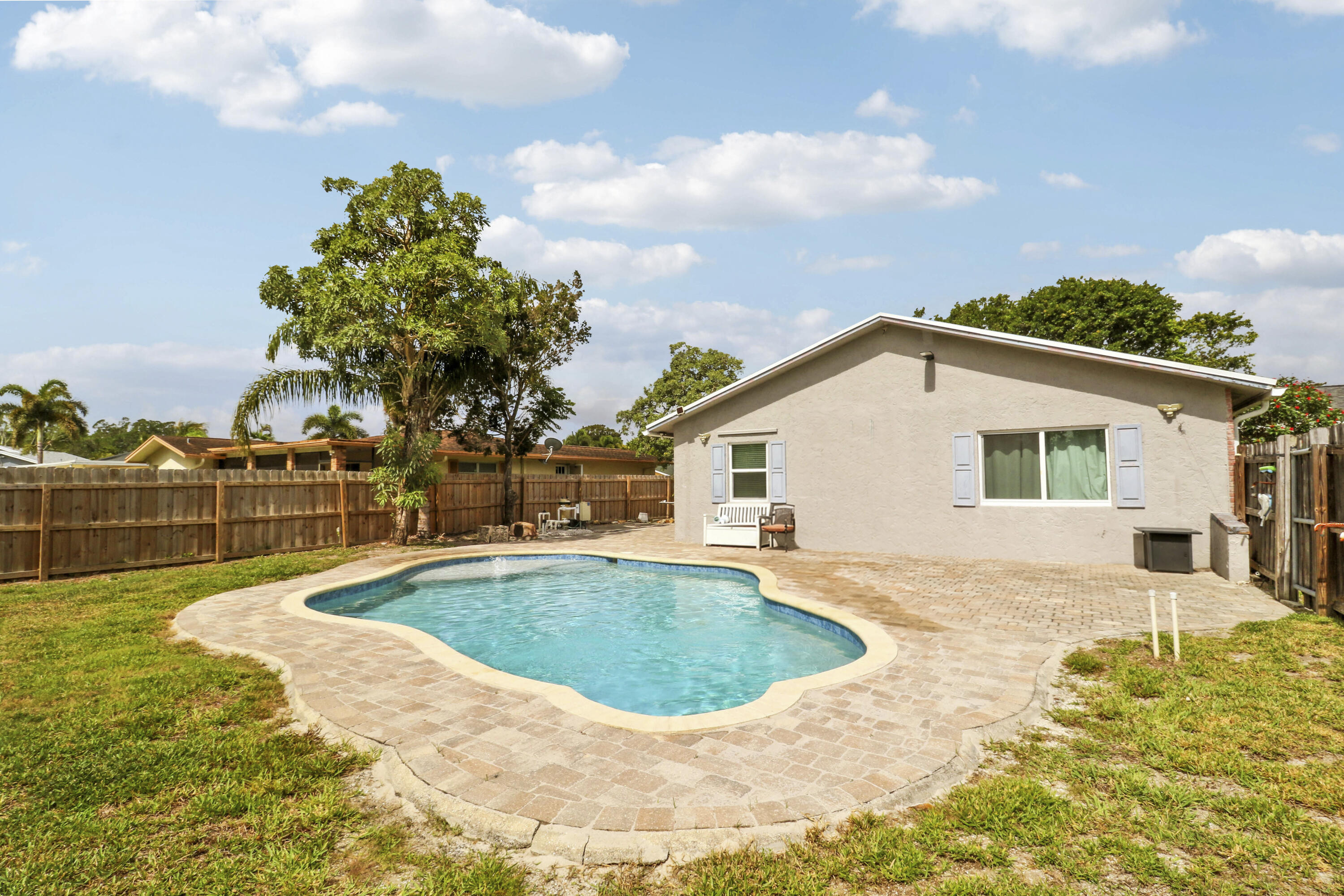 98 Pintail Court