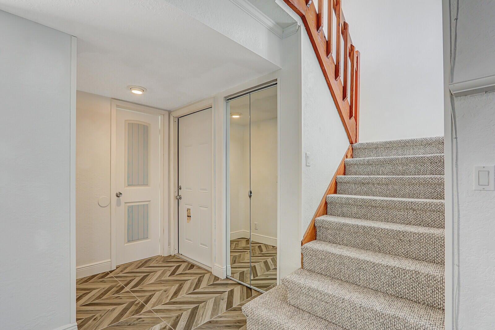 113 Sherwood Circle 25b