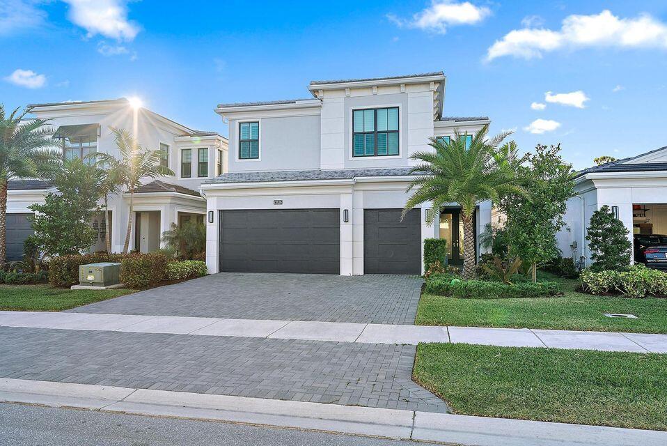 13526 Artisan Circle