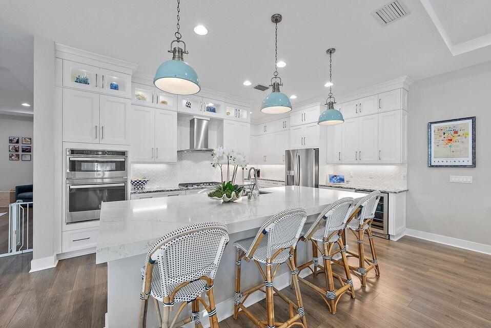 13526 Artisan Circle