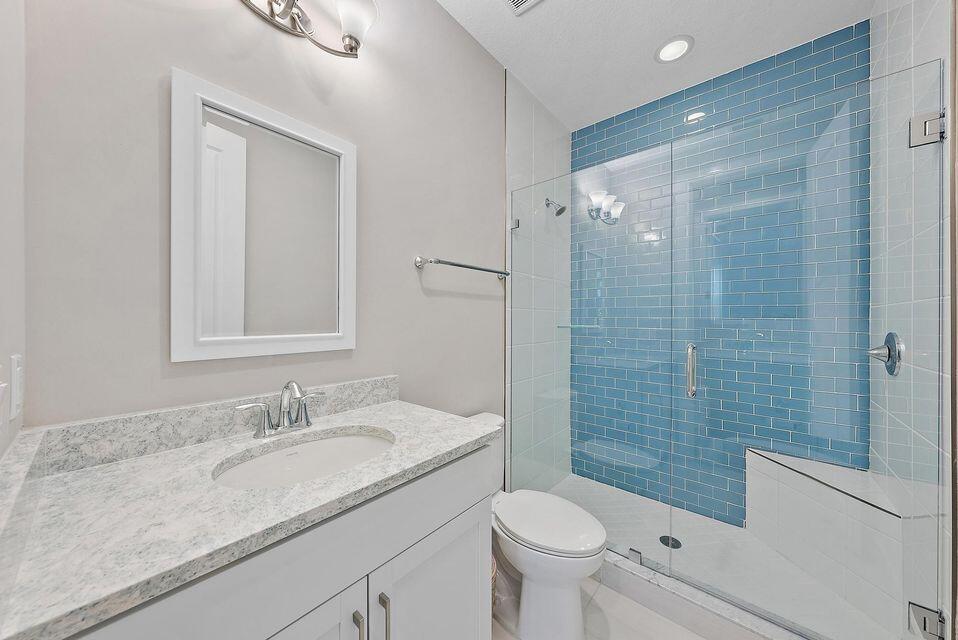 13526 Artisan Circle