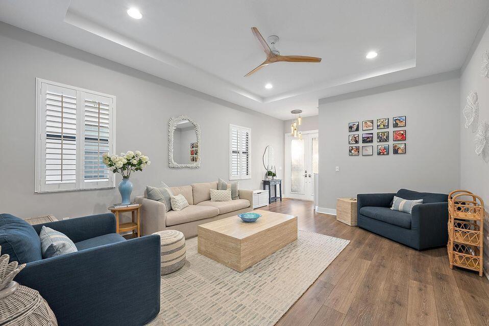 13526 Artisan Circle