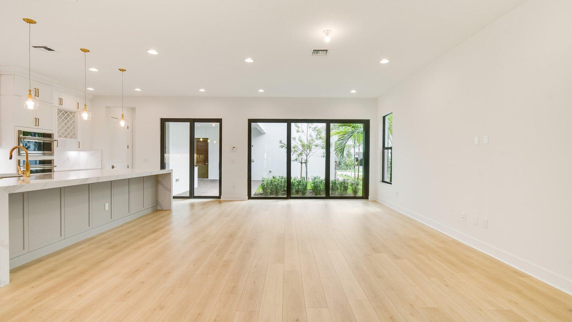 13136 Alton Road