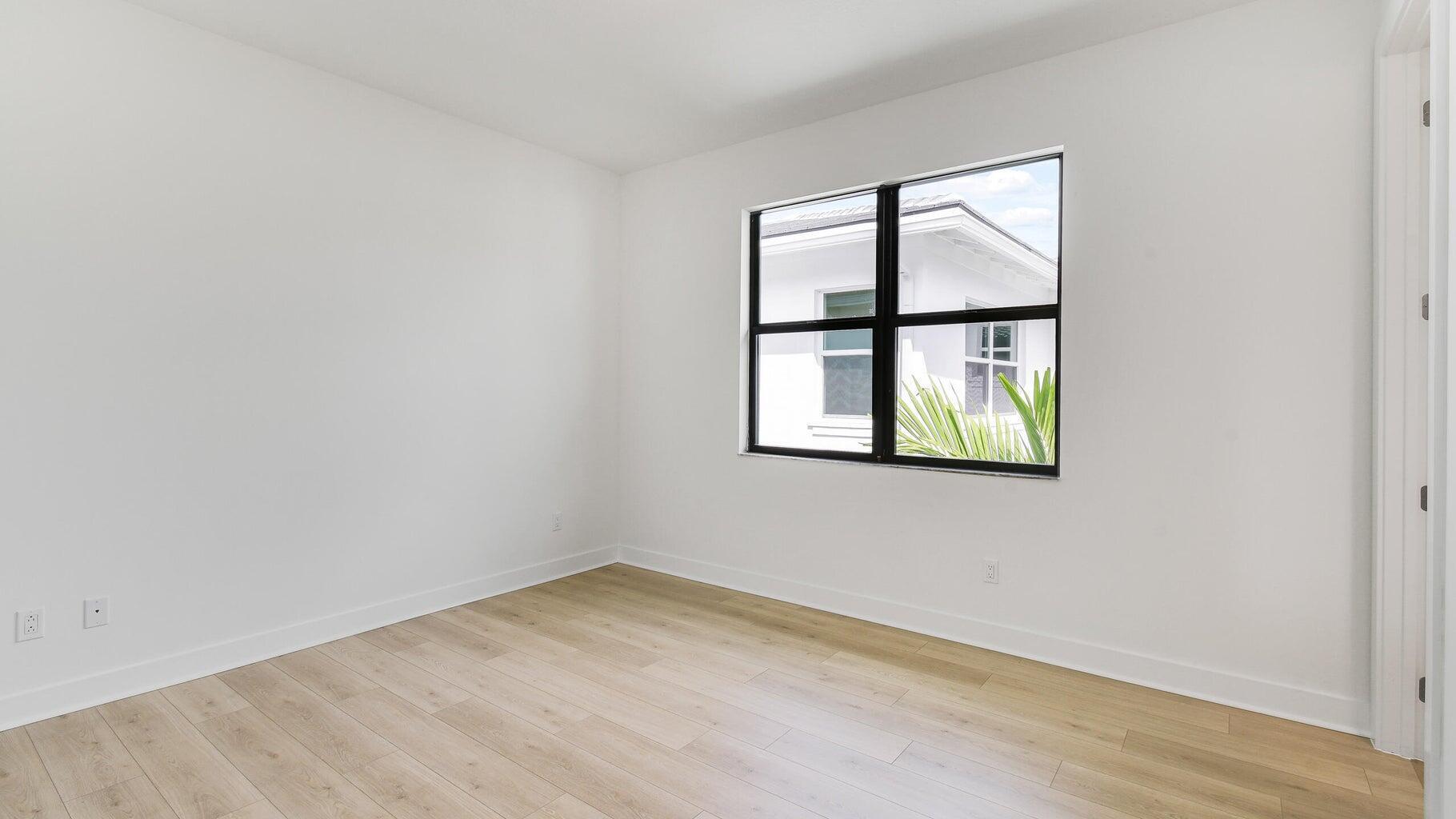 13136 Alton Road