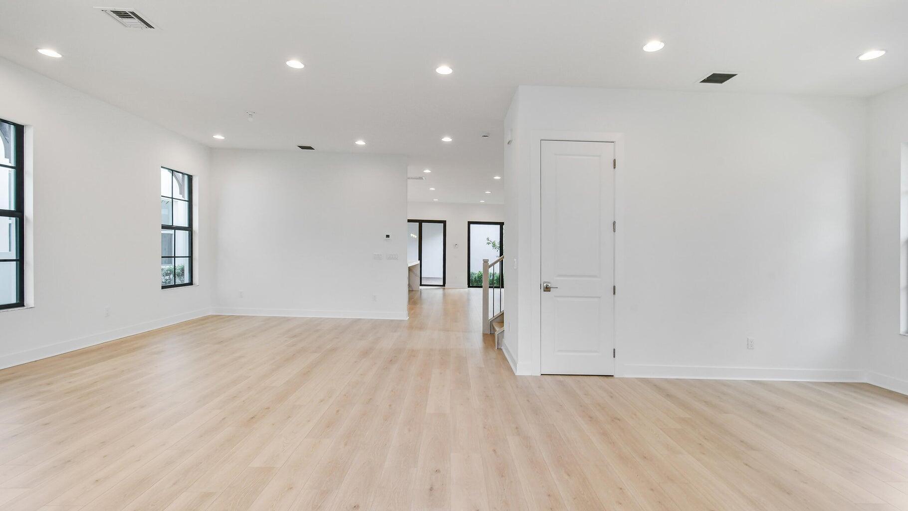 13136 Alton Road