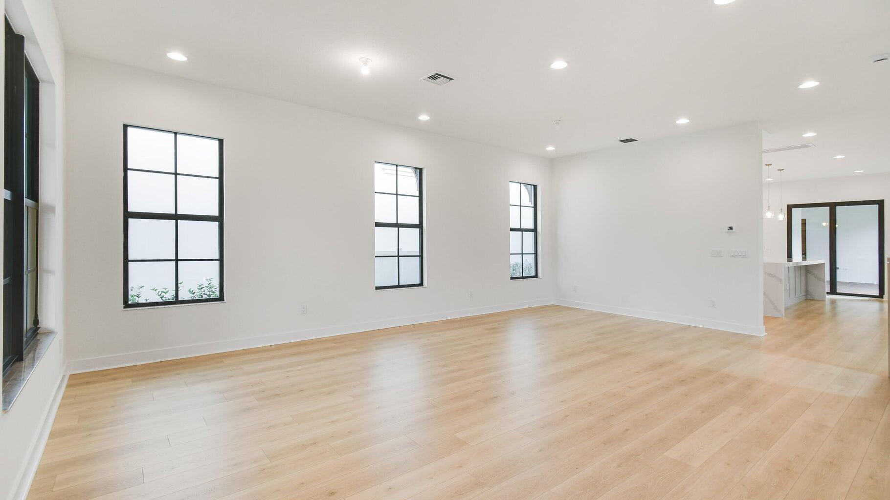 13136 Alton Road