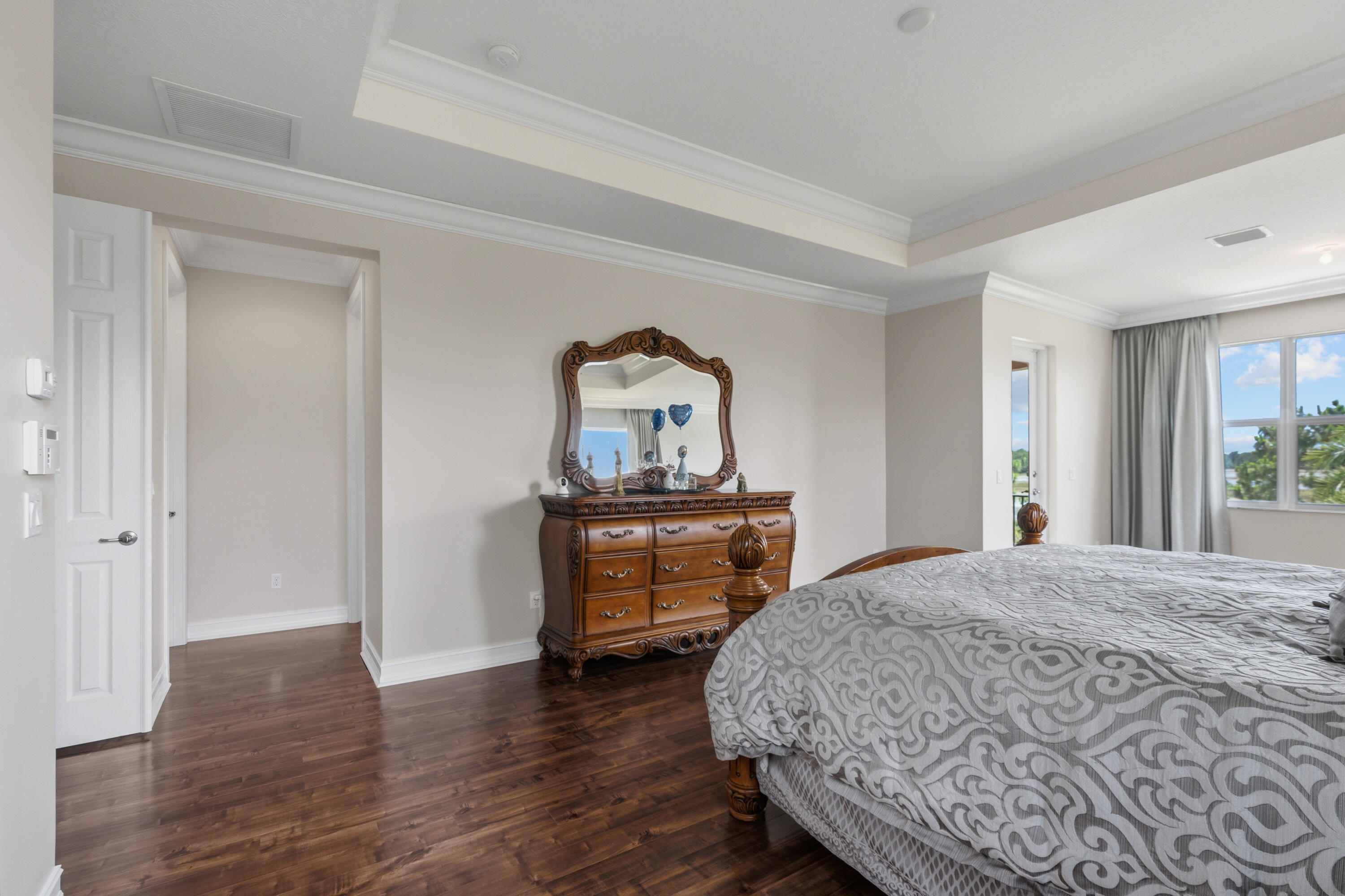 7727 Maywood Crest Drive