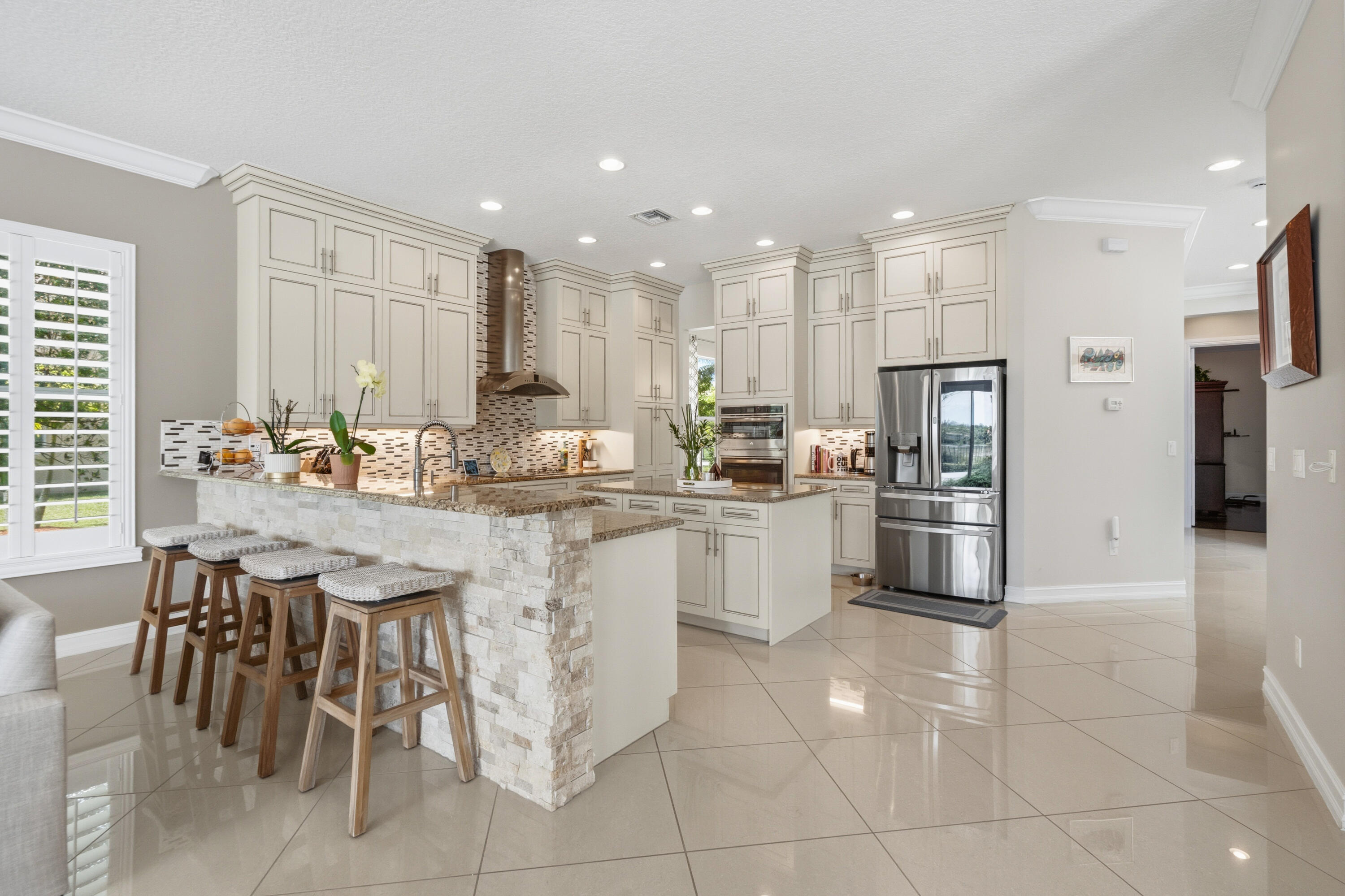 7727 Maywood Crest Drive