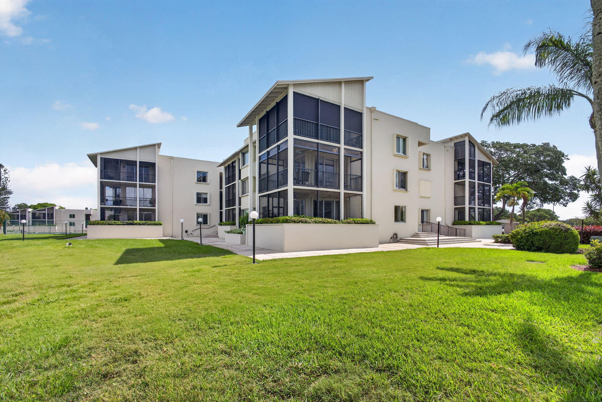 11811 Avenue Of The Pga 7-2a