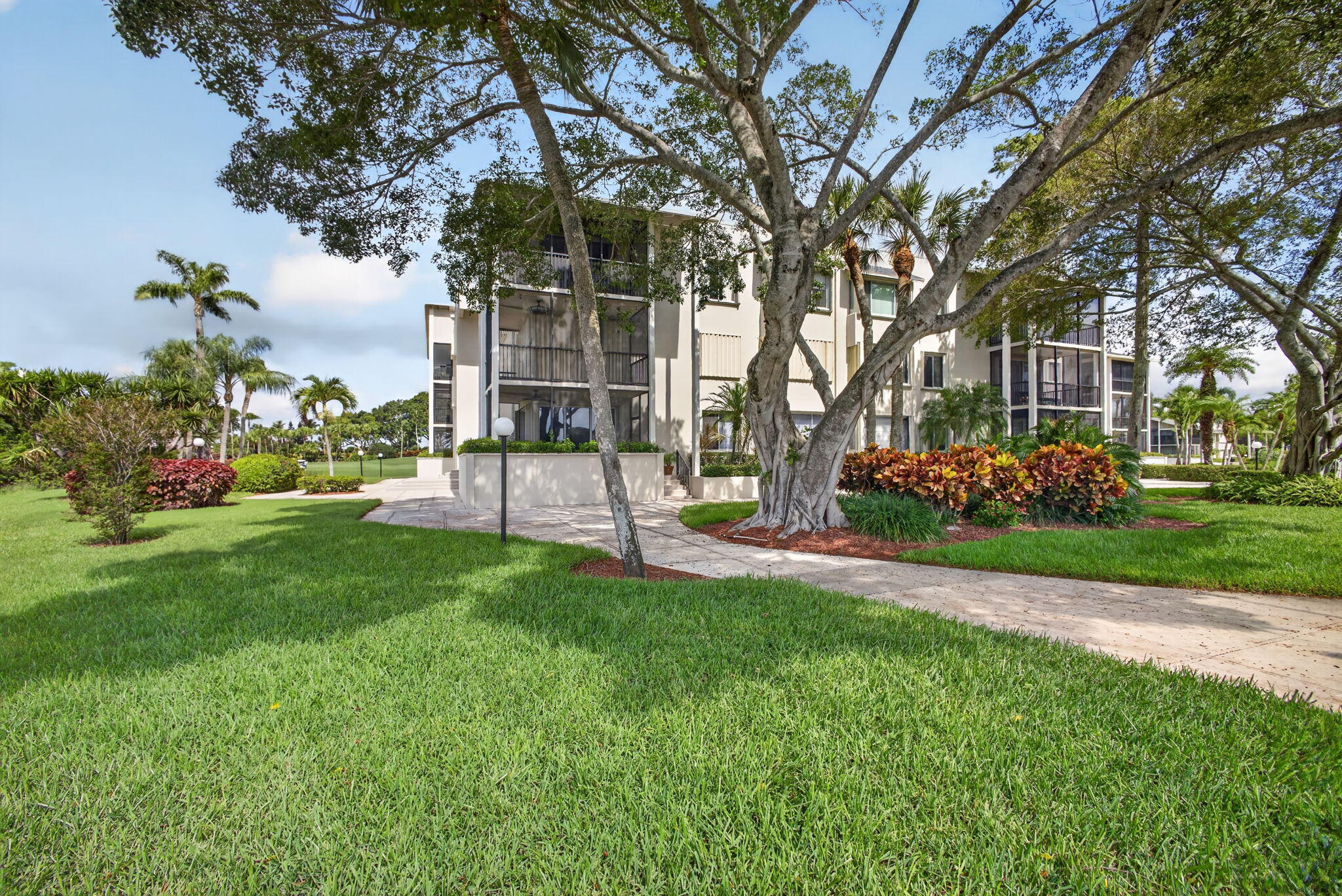 11811 Avenue Of The Pga 7-2a